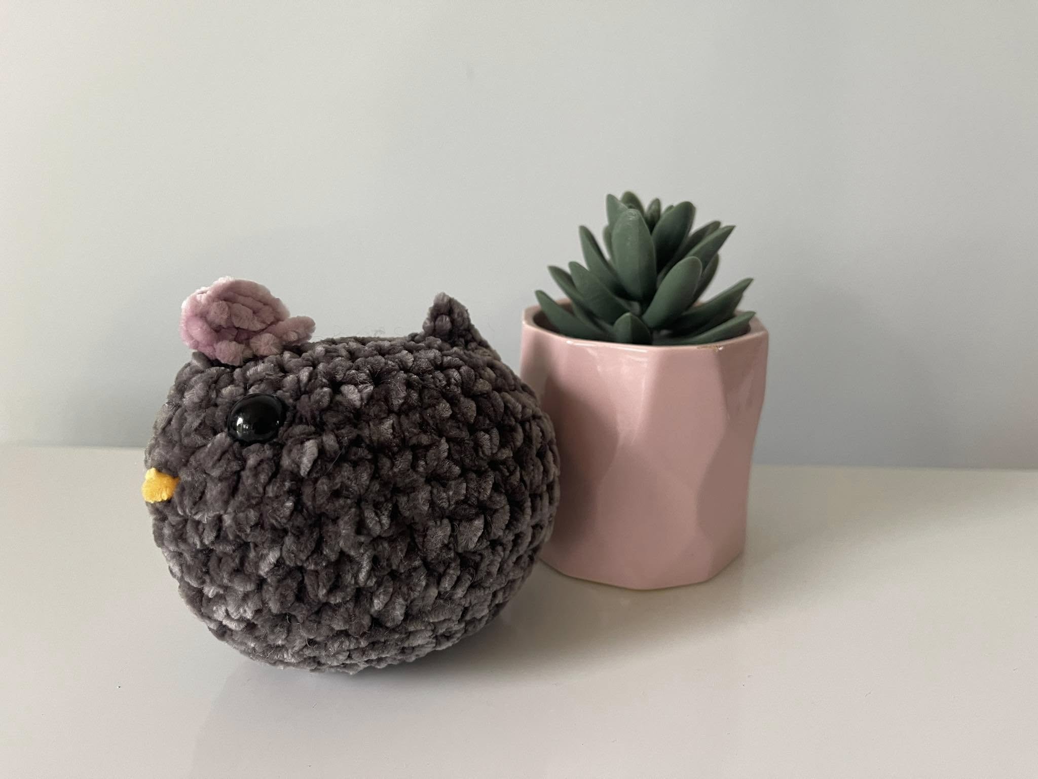 Crochet small Mable Chicken