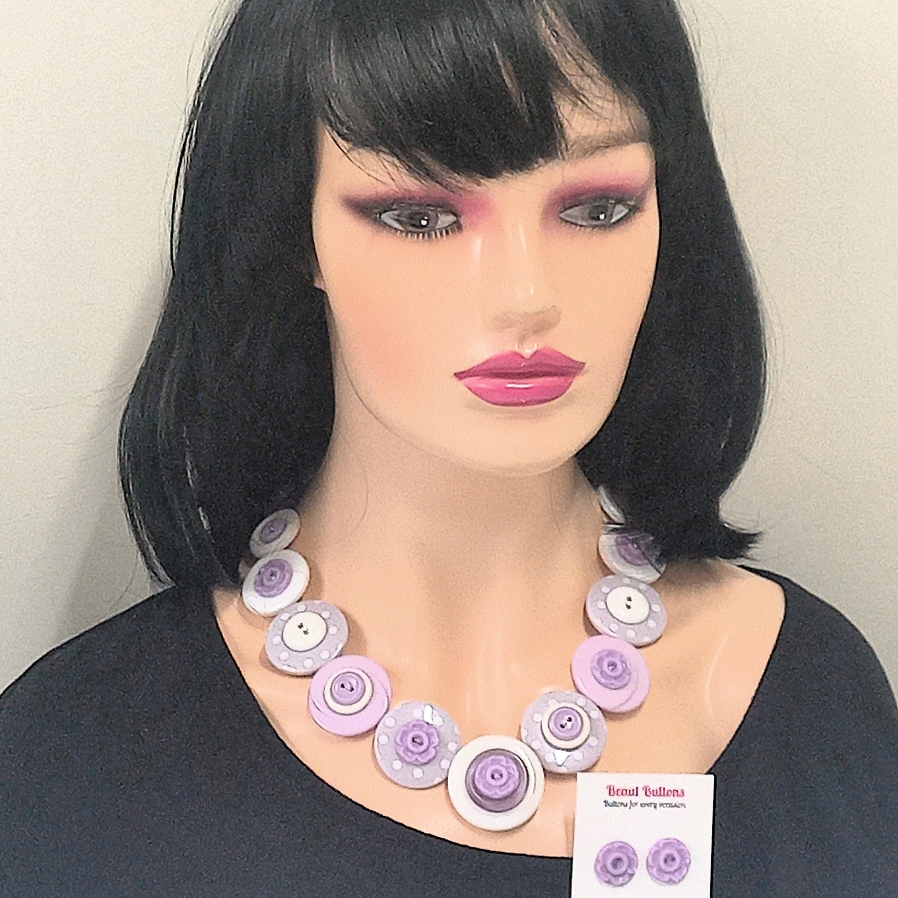 Button necklace - Sweet Lavender