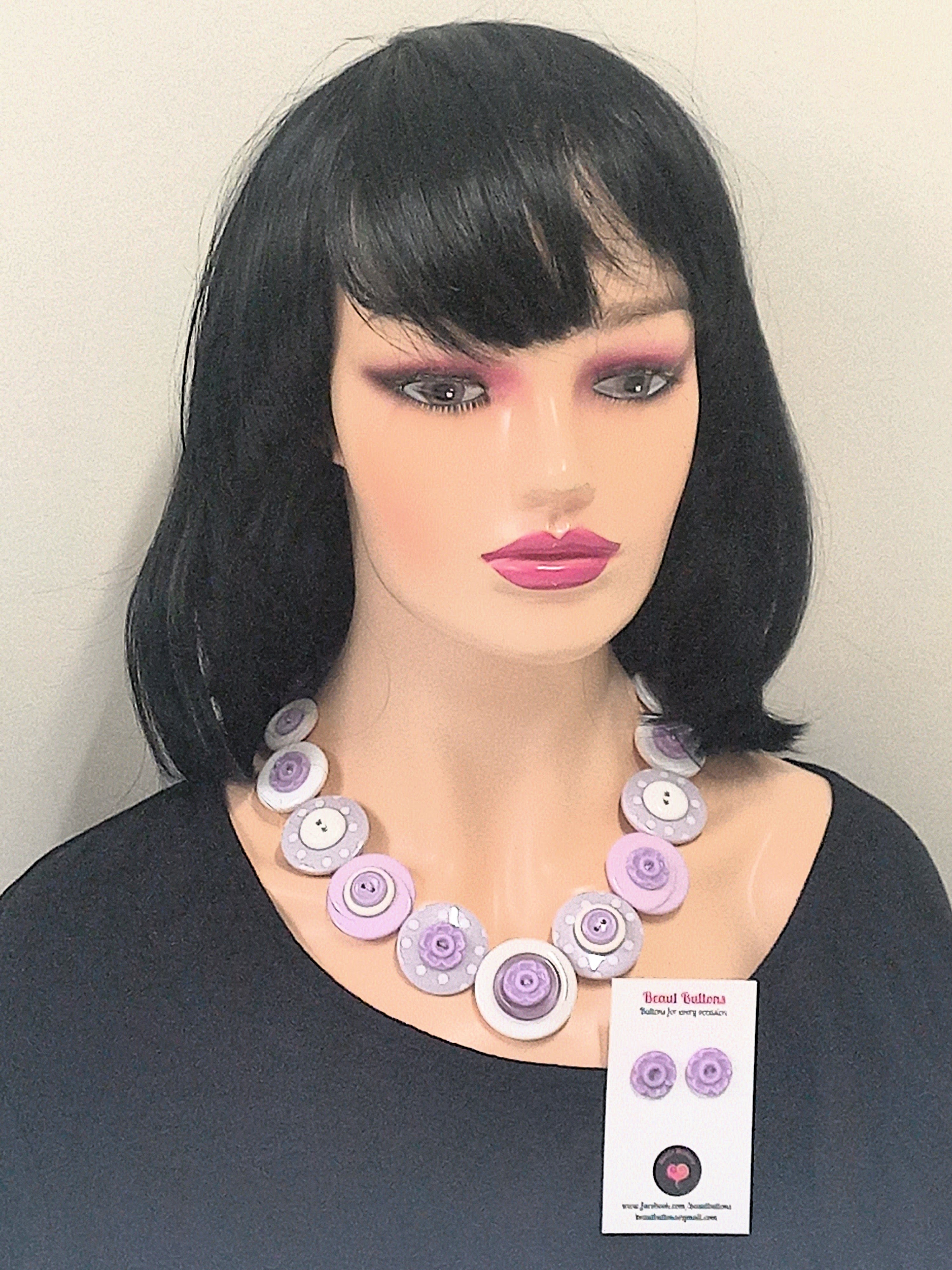 Button necklace - Sweet Lavender