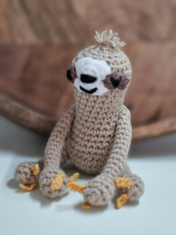 Sloth crochet toy (tiny)