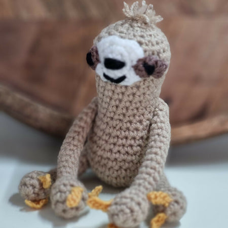 Sloth crochet toy (tiny)