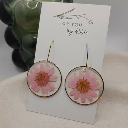 Real daisy flower resin earrings - pink,gold, hypoallergenic