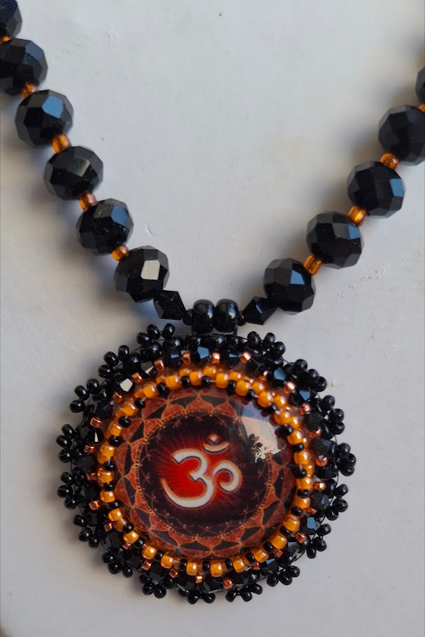 Bead embroidered pendant necklace