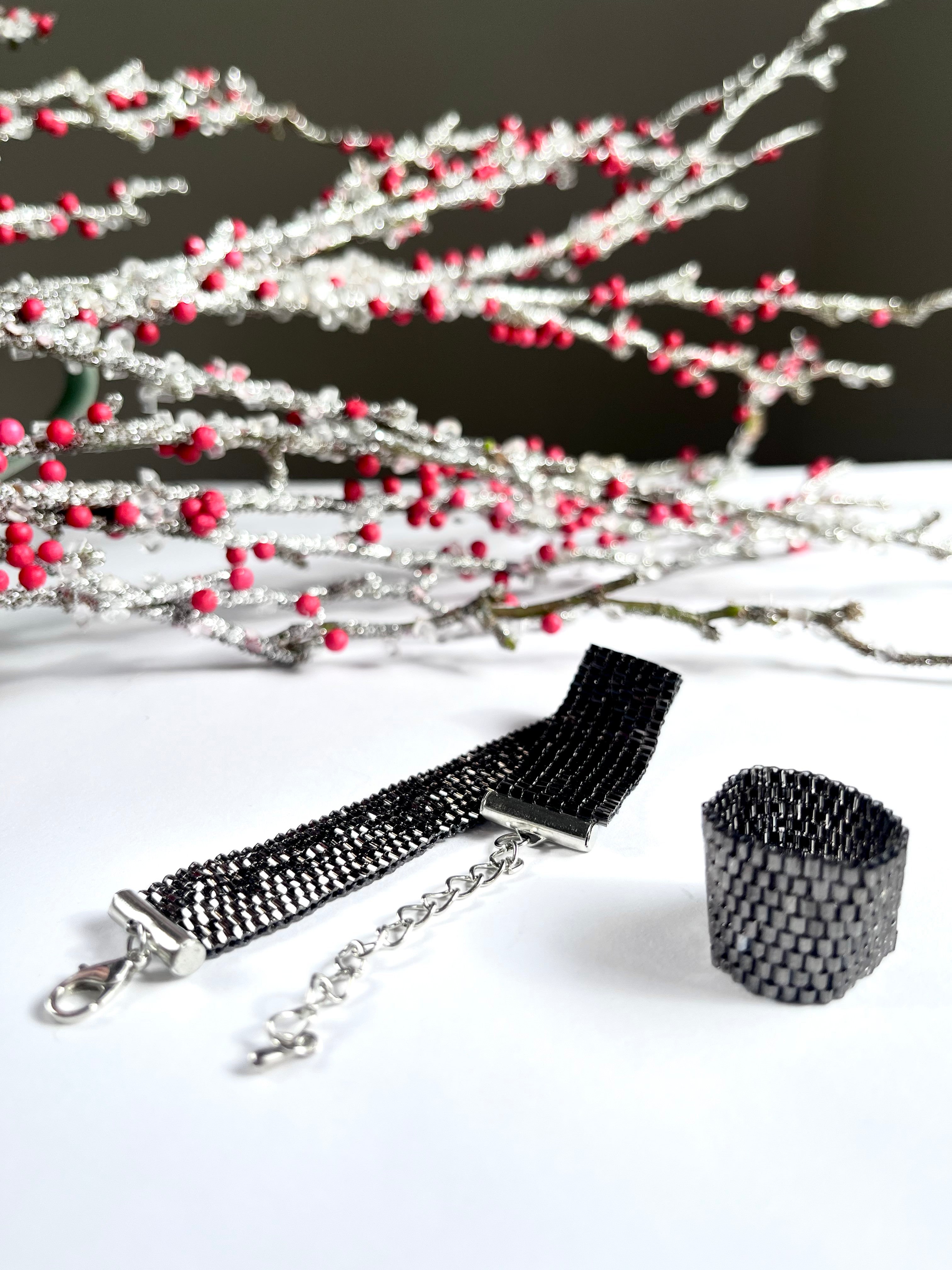 Festive NIGHT PANTHER Set | Shine Bright Set | 2 colors | bracelet + ring| beaded