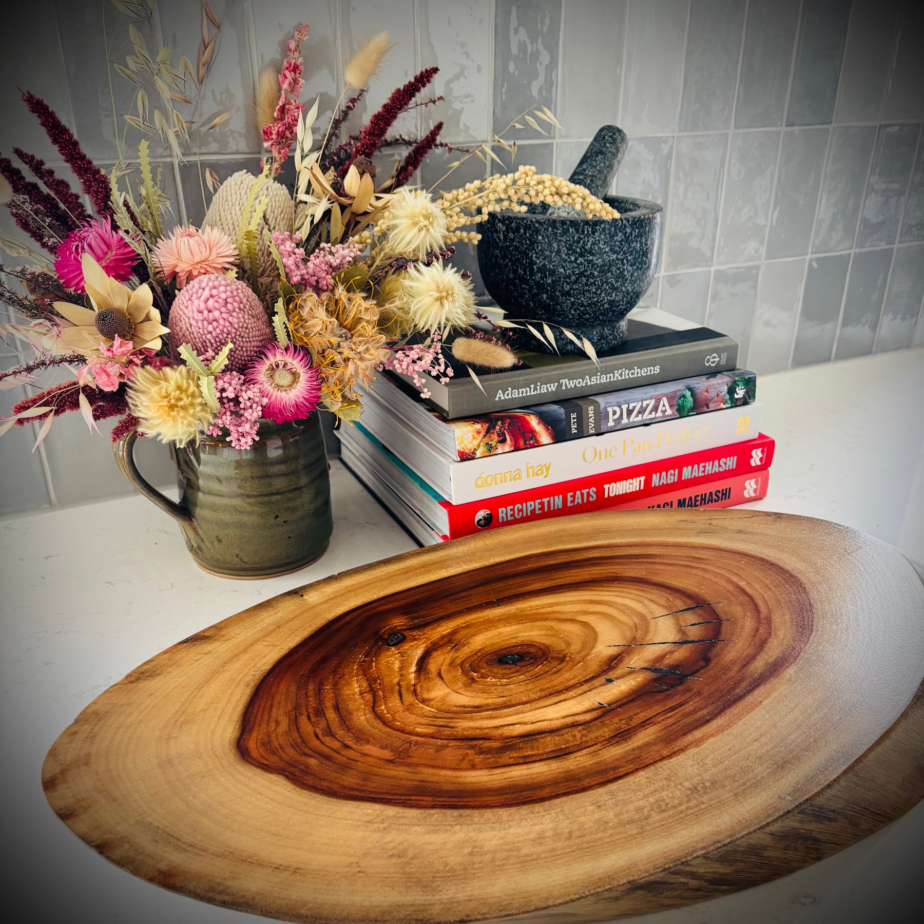 Hardwood Camphor laurel Charcuterie Board 290x600x42mm