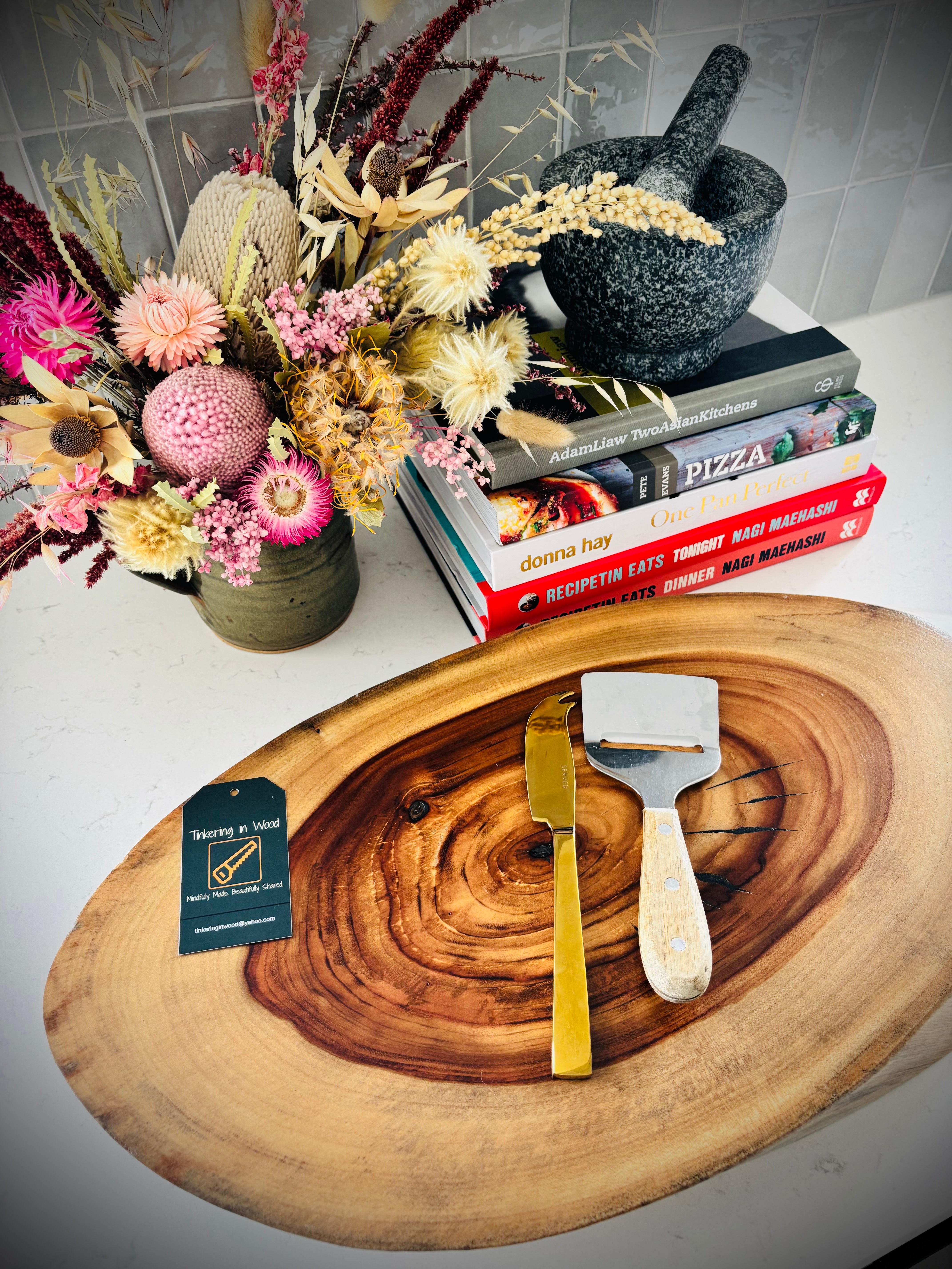 Hardwood Camphor laurel Charcuterie Board 290x600x42mm