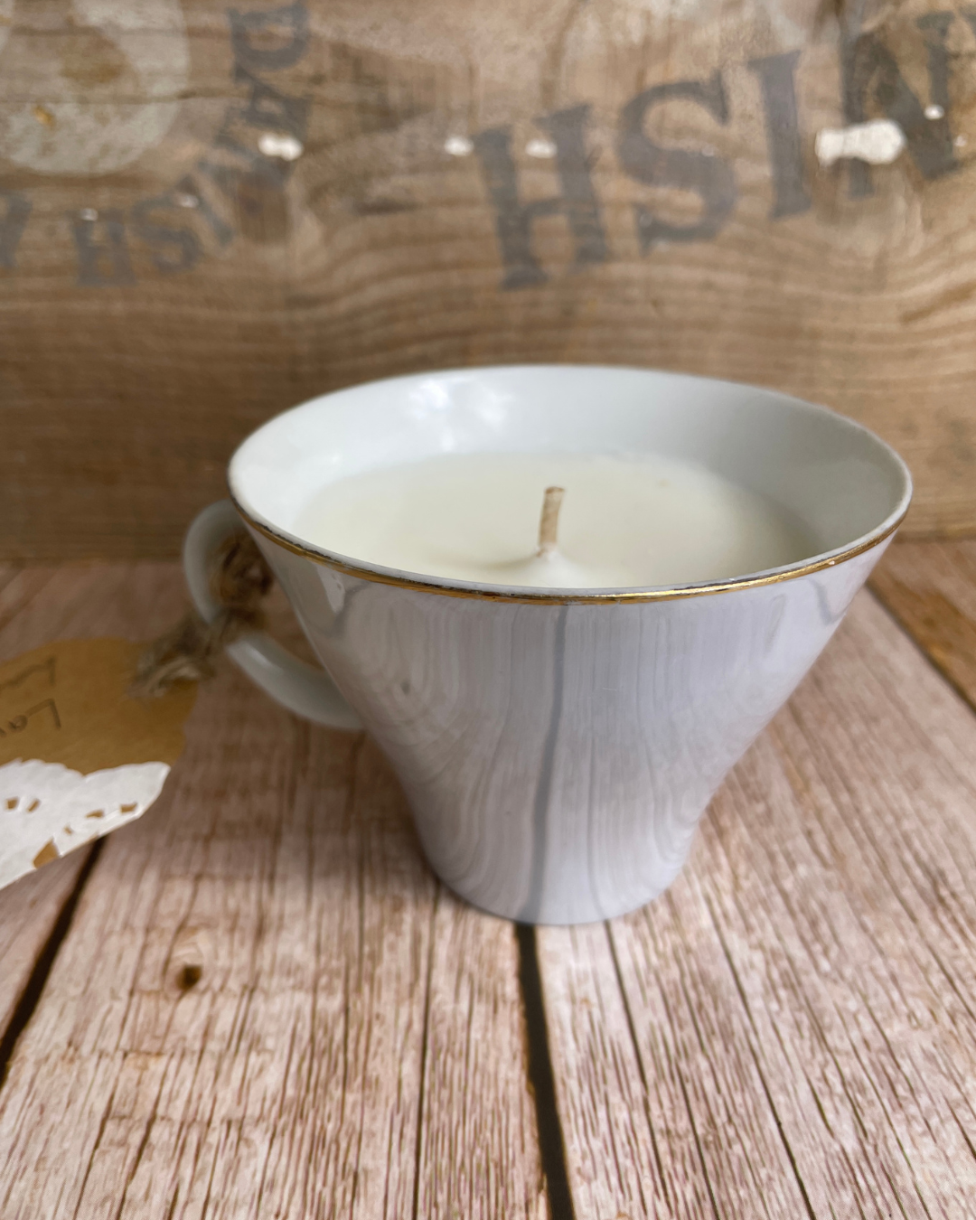 Lavender + Sweet Orange I Natural Soy Candle I Lusterware Acron Teacup