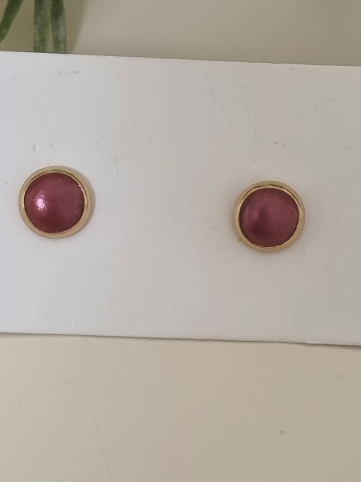 Metalic Blush Studs