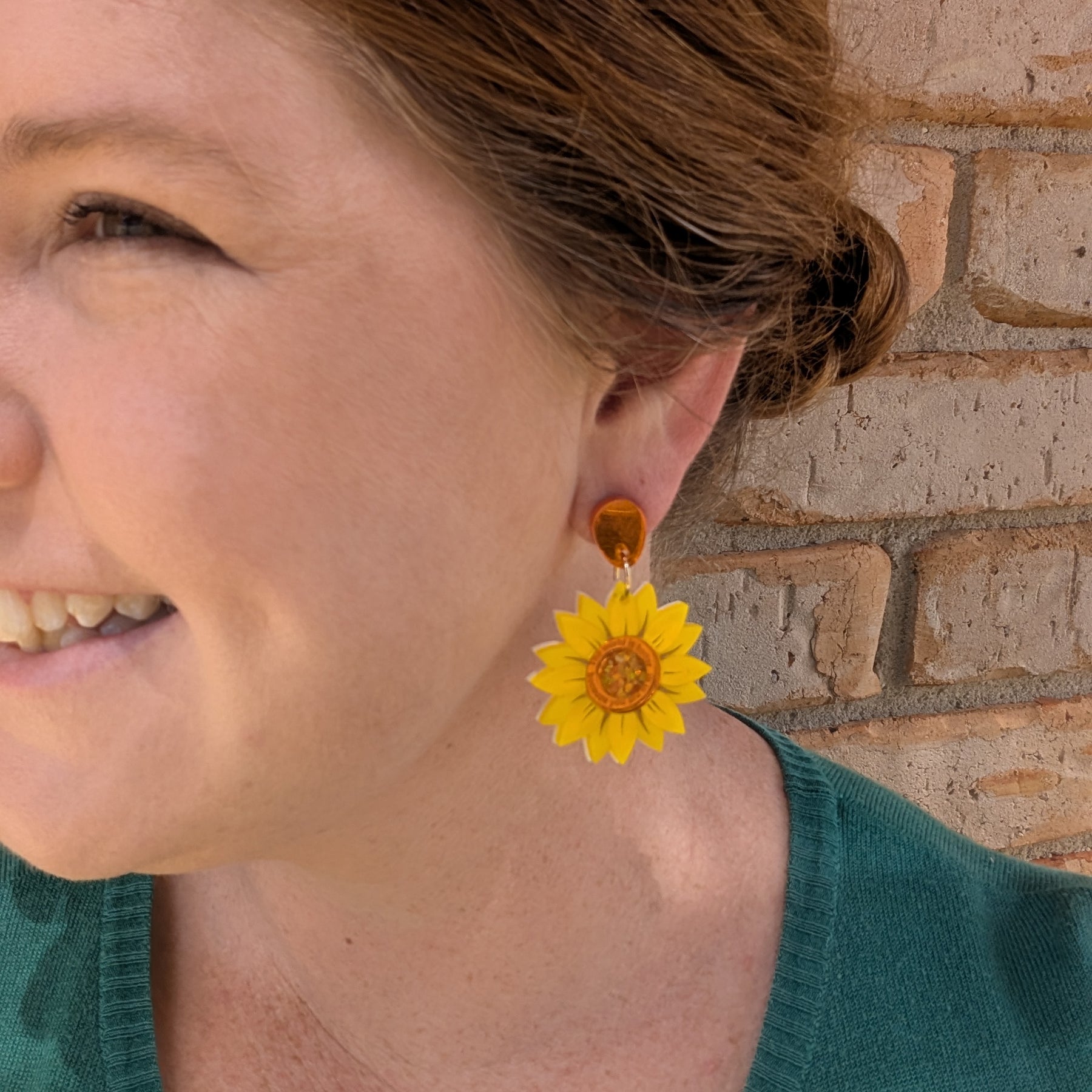 Sunflower Af-fleur-mation  Dangles