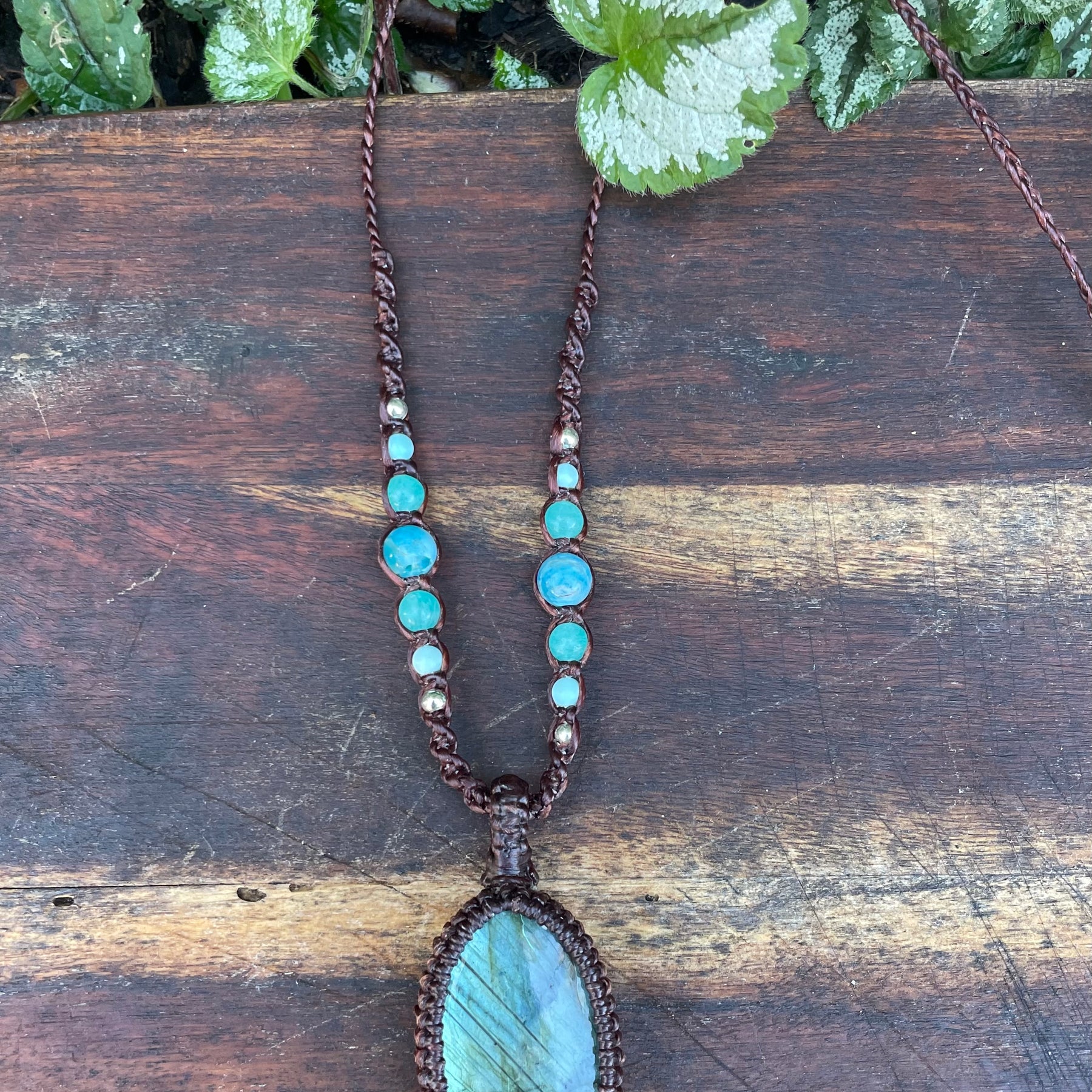 Labradorite Pendant, Macrame necklace boho style, adjustable