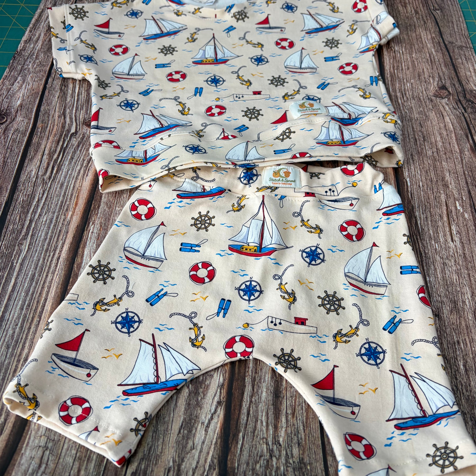 SHIPS AHOY LOUNGE\PJ’s SET