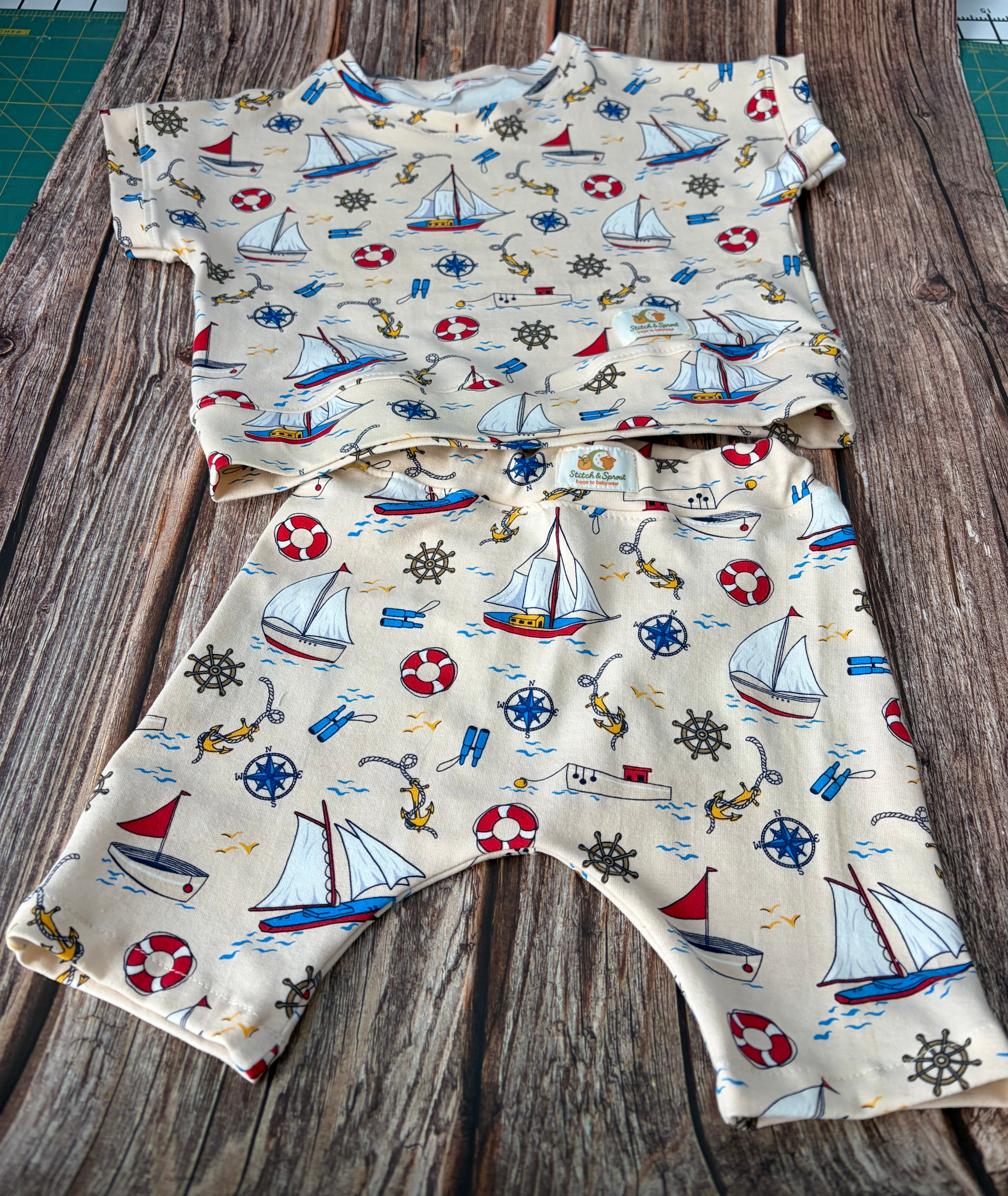 SHIPS AHOY LOUNGE\PJ’s SET