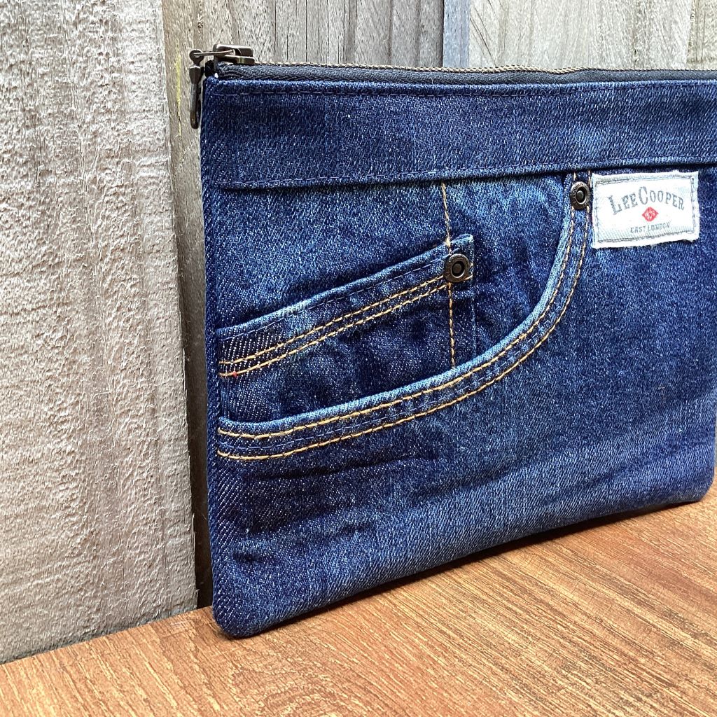 Upcycled Denim Coin Purse – Lee Cooper Pocket