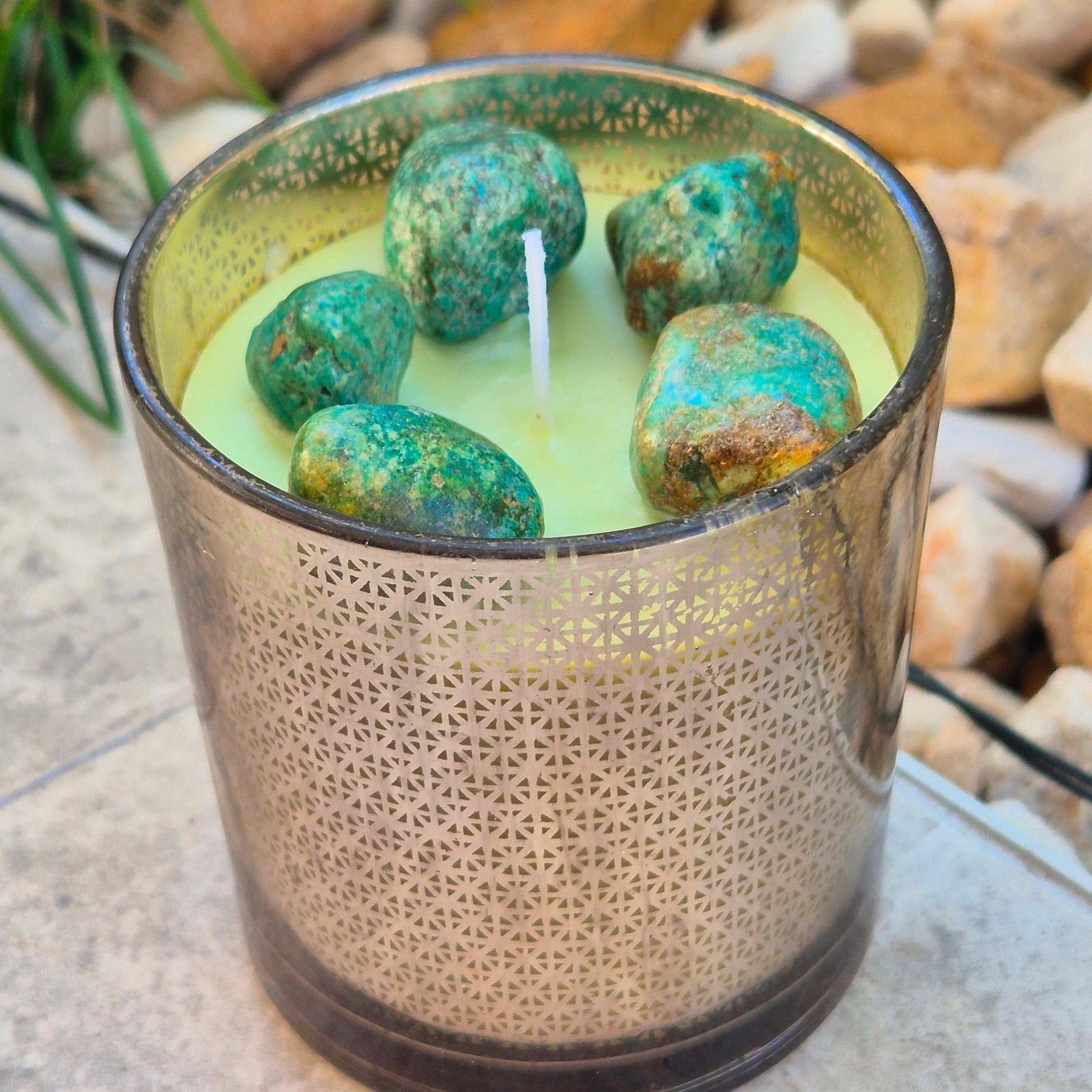 Glass geometric pattern sandalwood candle with turquoise stones