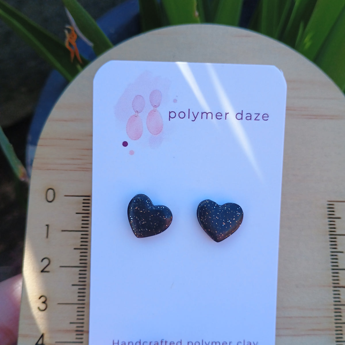 Black Glitter heart stud earrings