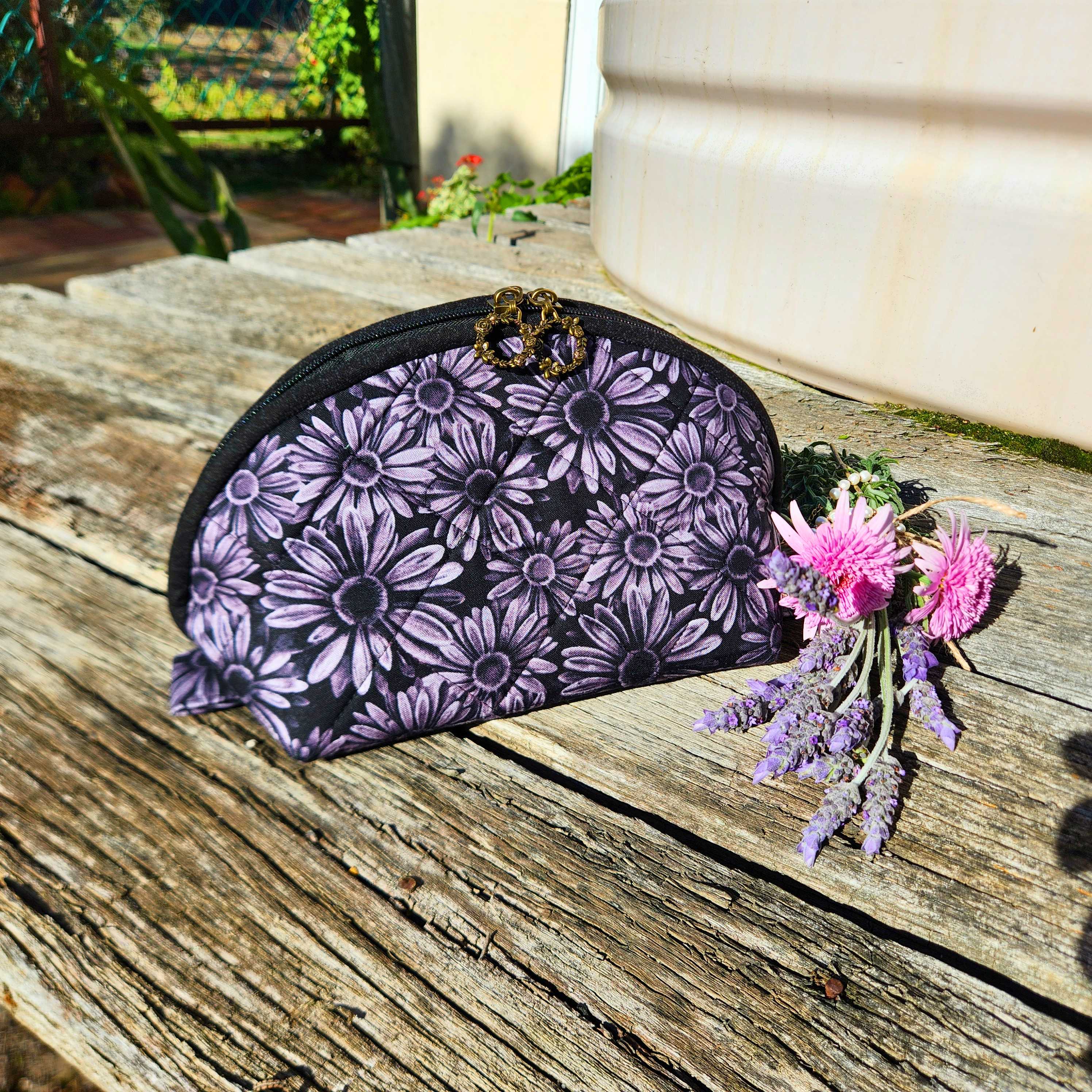 Extra Large Zippered Taco Pouch