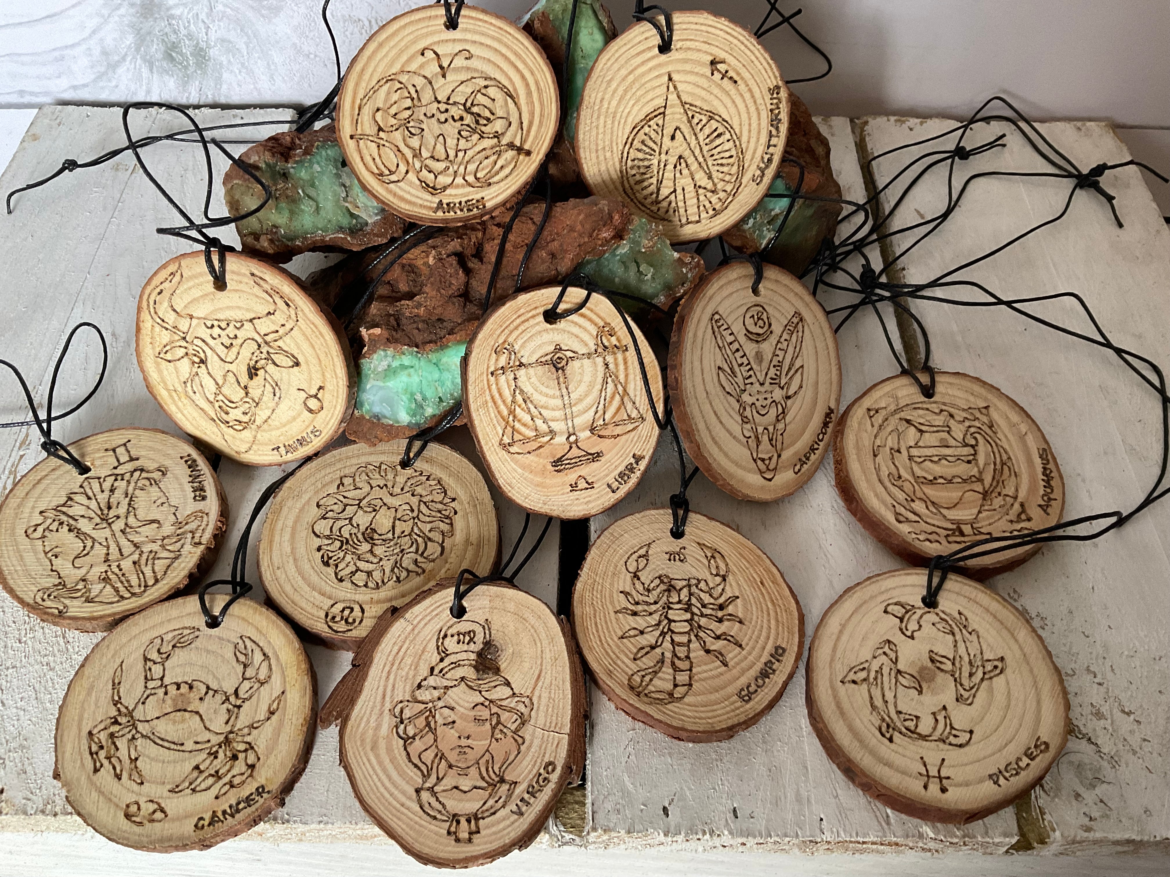 Zodiac Wood Discs Keyring Tag/Car Mirror Charm