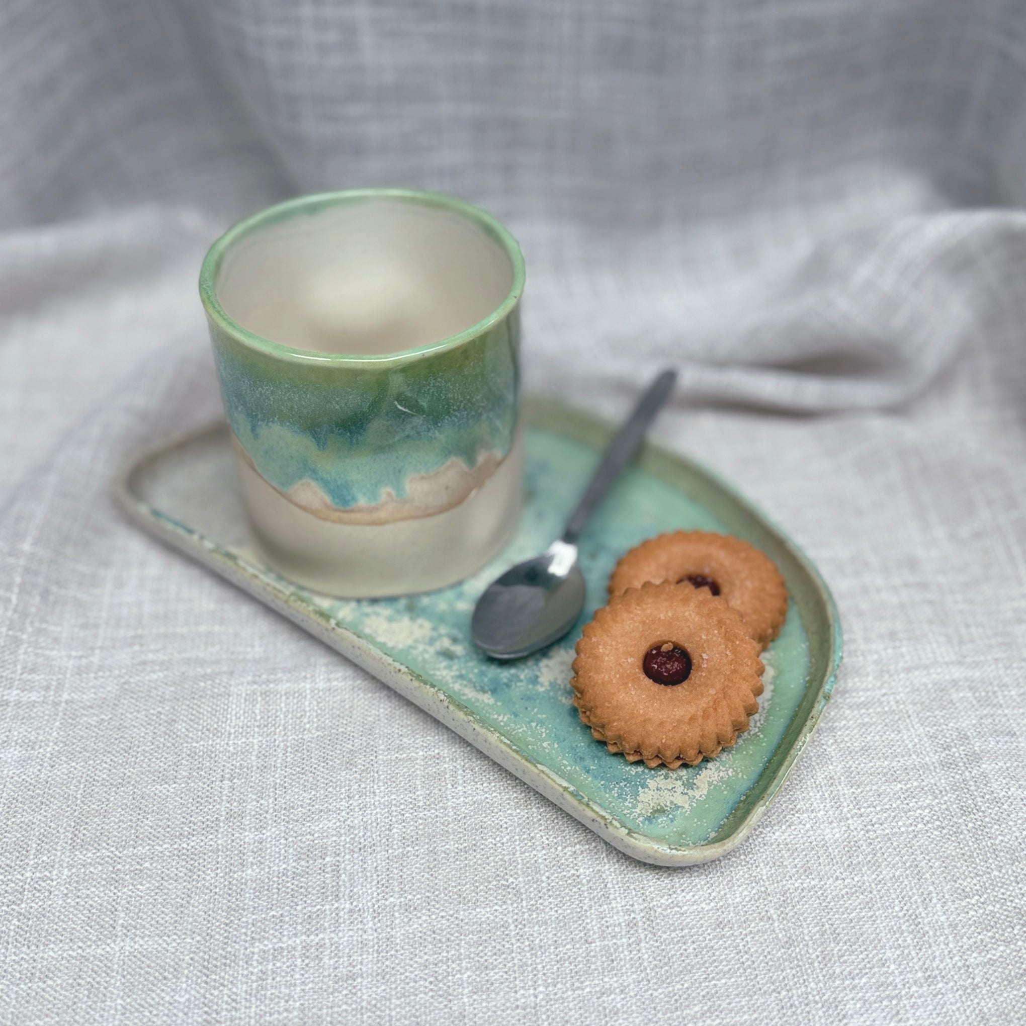 Ceramic platter/plates