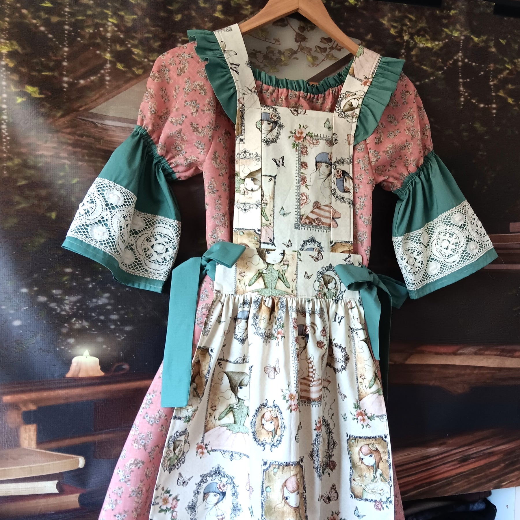 Girls Bavarian Pinafore Apron Costume