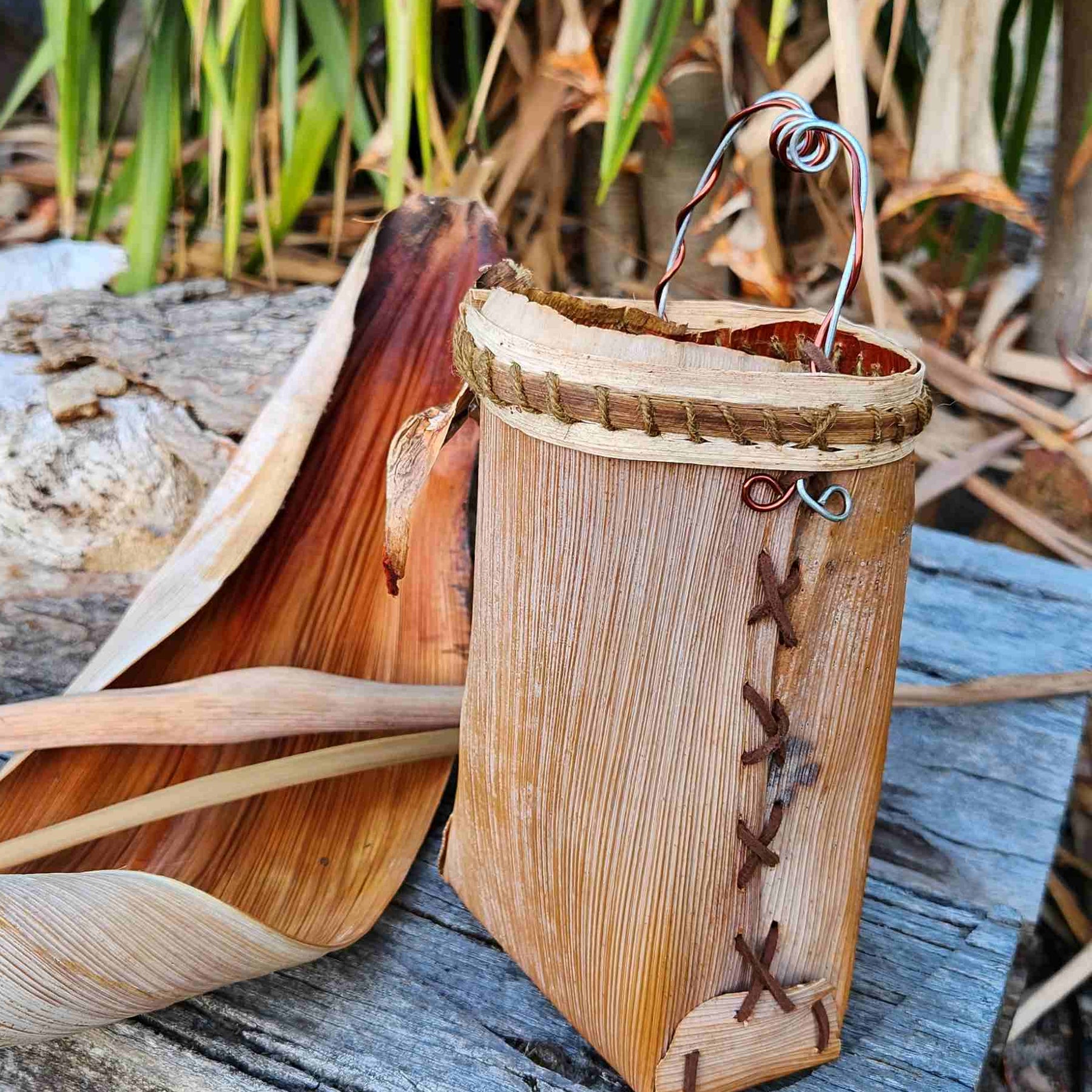 Foraging Pouch