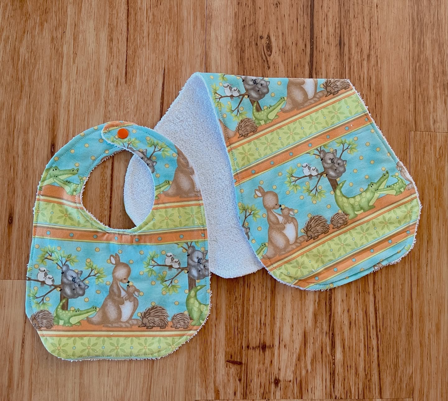 Bib'n'Burp Set