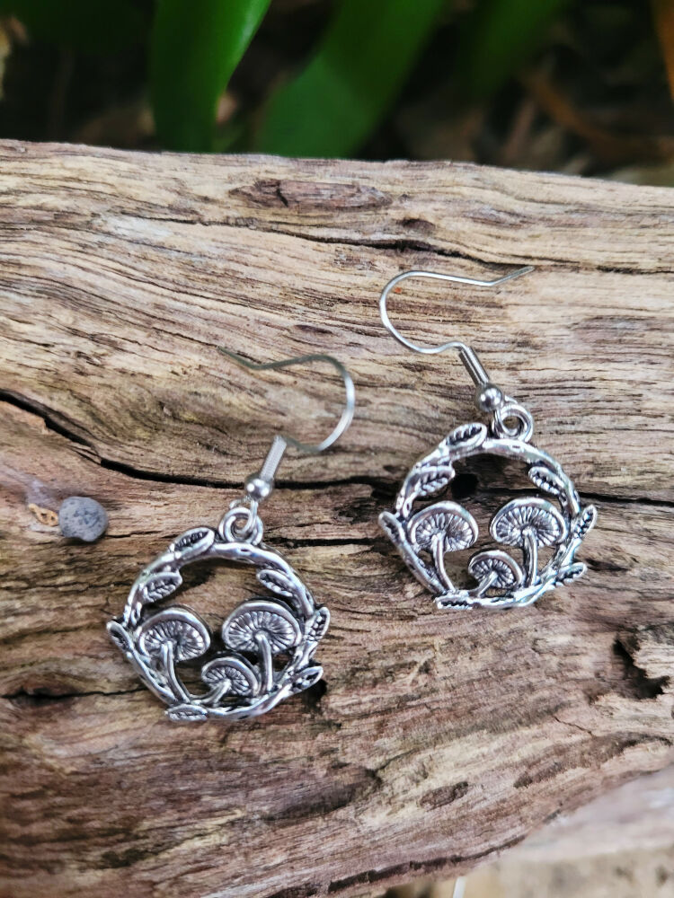 Silver trio mushroom earrings