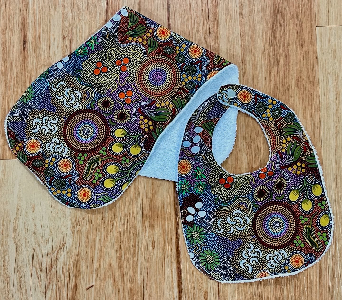 Bib'n'Burp Set