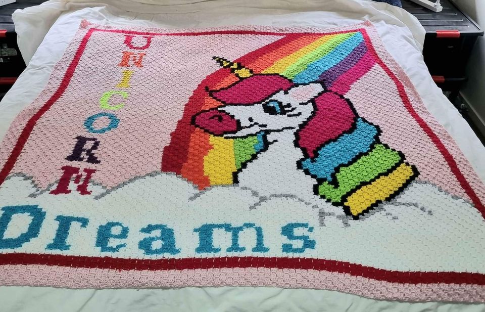 Crochet Blanket - Unicorn Dreams - Single bed size - pink - BB041