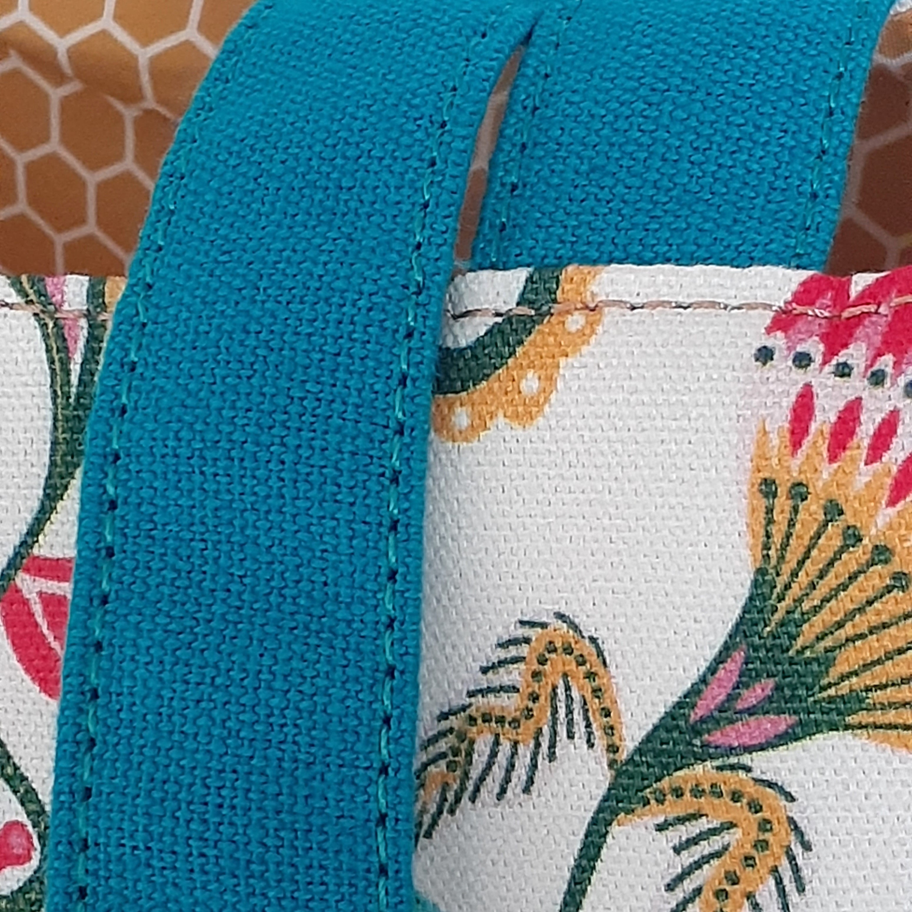 Regal Birds - Medium Sized Tote Bag