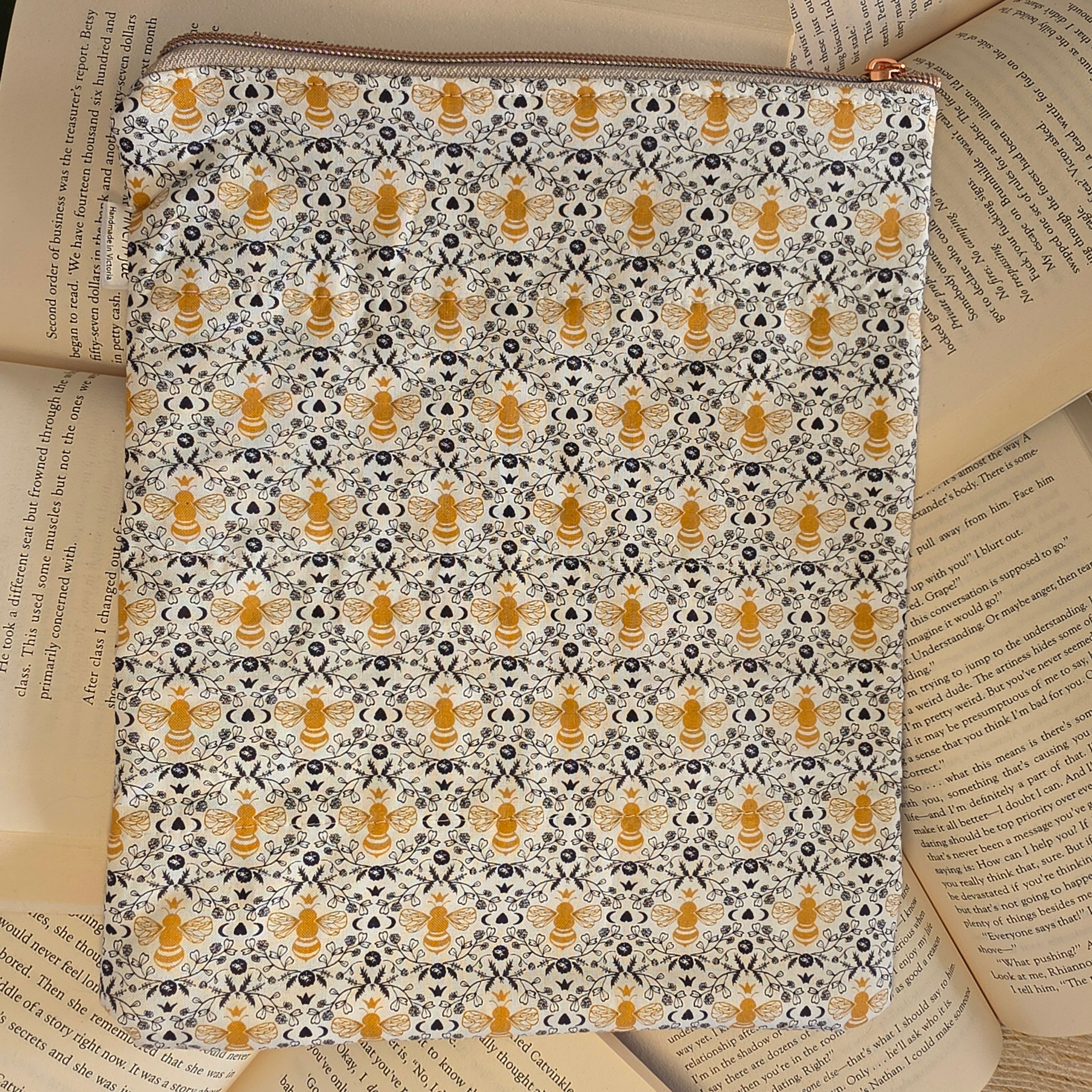 Bee designs - book or 11" tablet sleeve, handmade