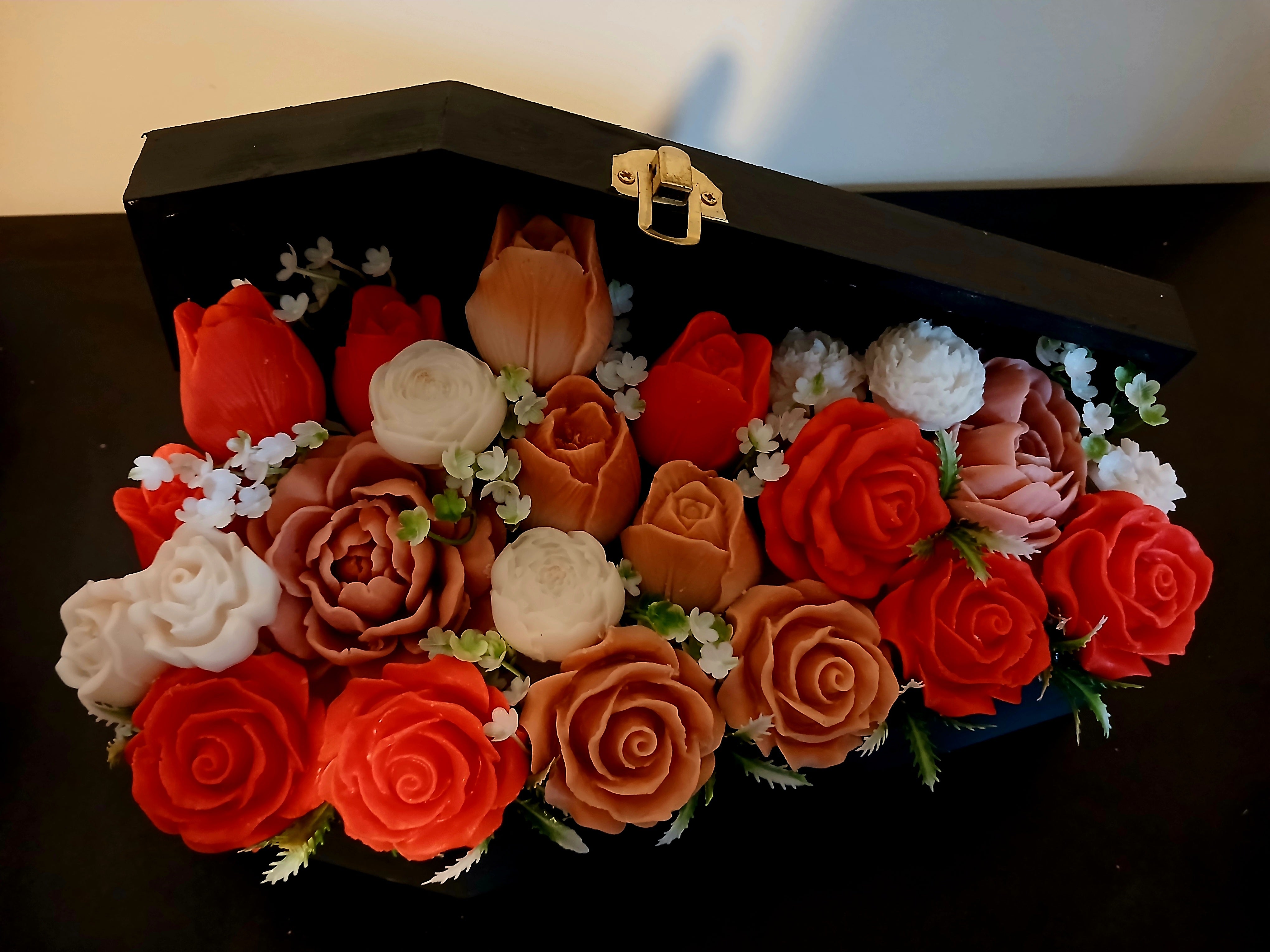 Coffin Bouquet Sea Salt & Driftwood