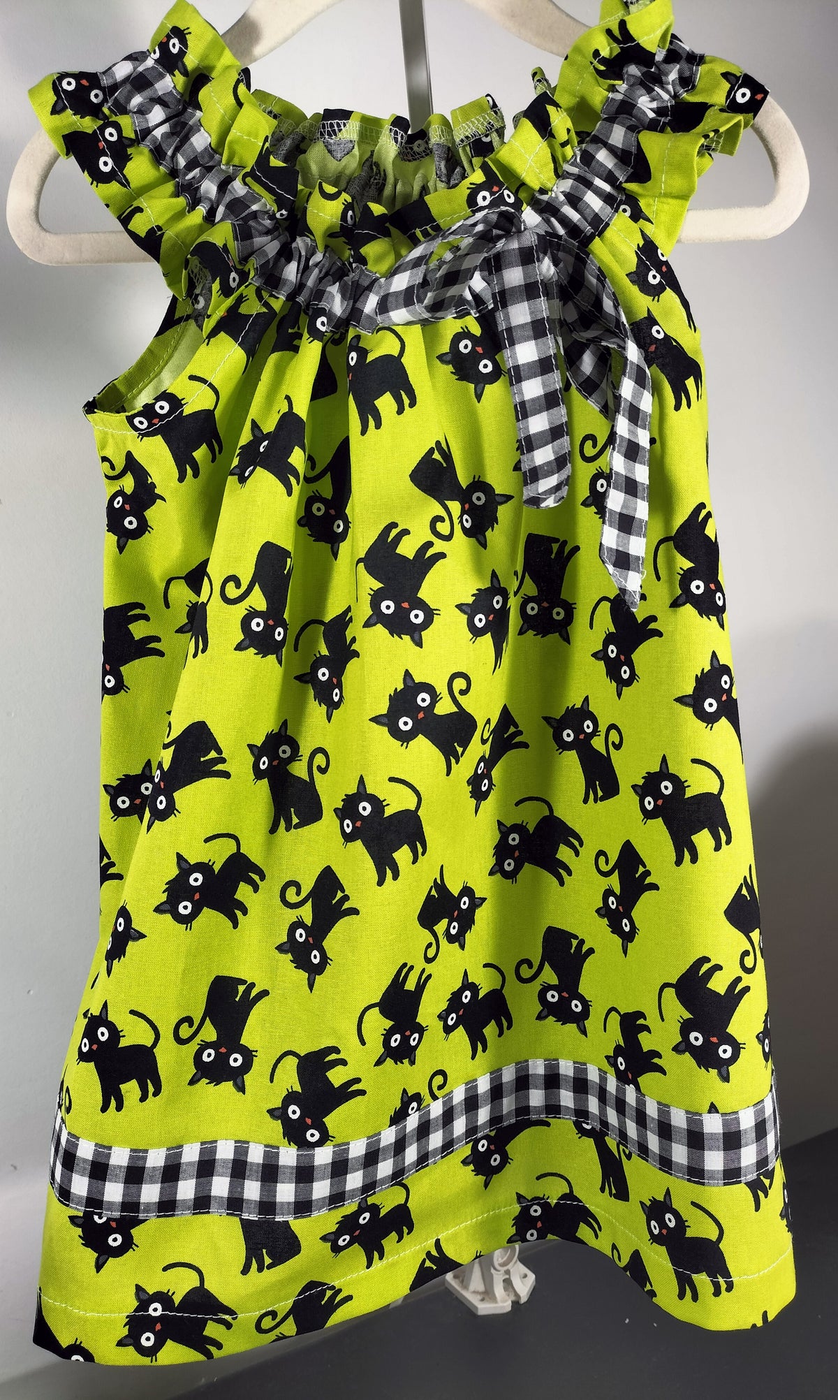 Someone say cats lime dress
