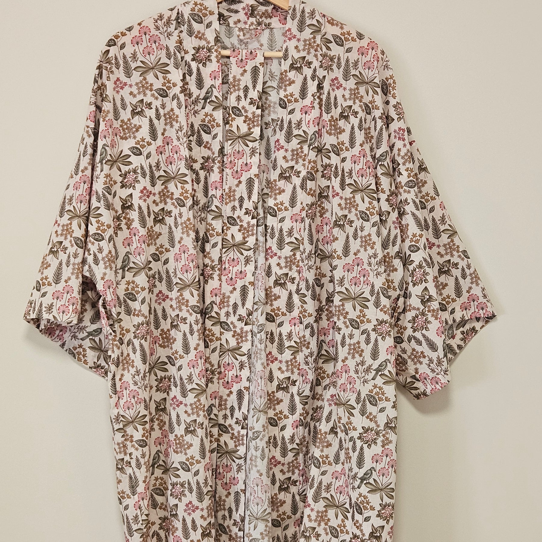100% Cotton lightweight Dressing Gown in Spring Flower