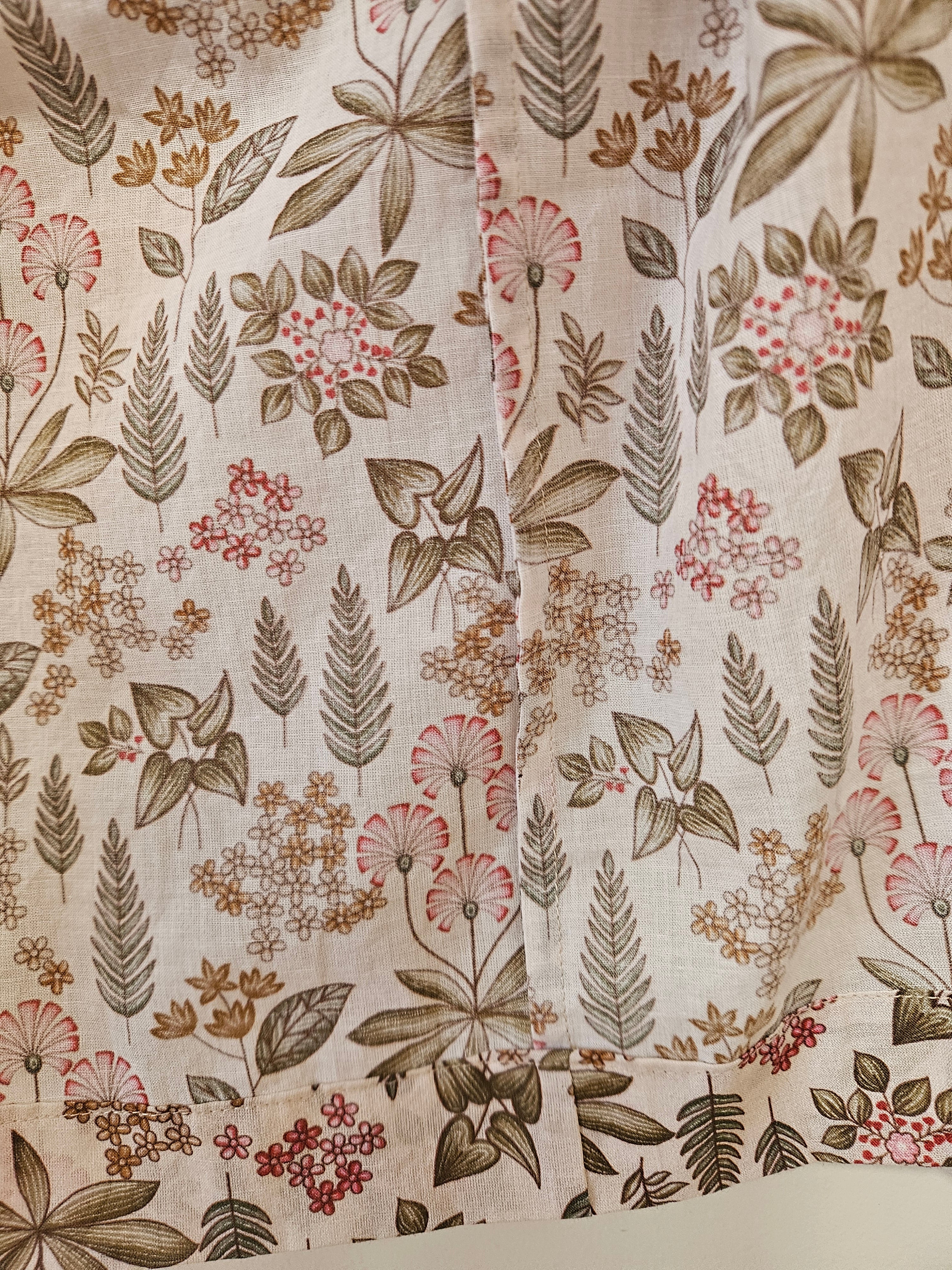100% Cotton lightweight Dressing Gown in Spring Flower