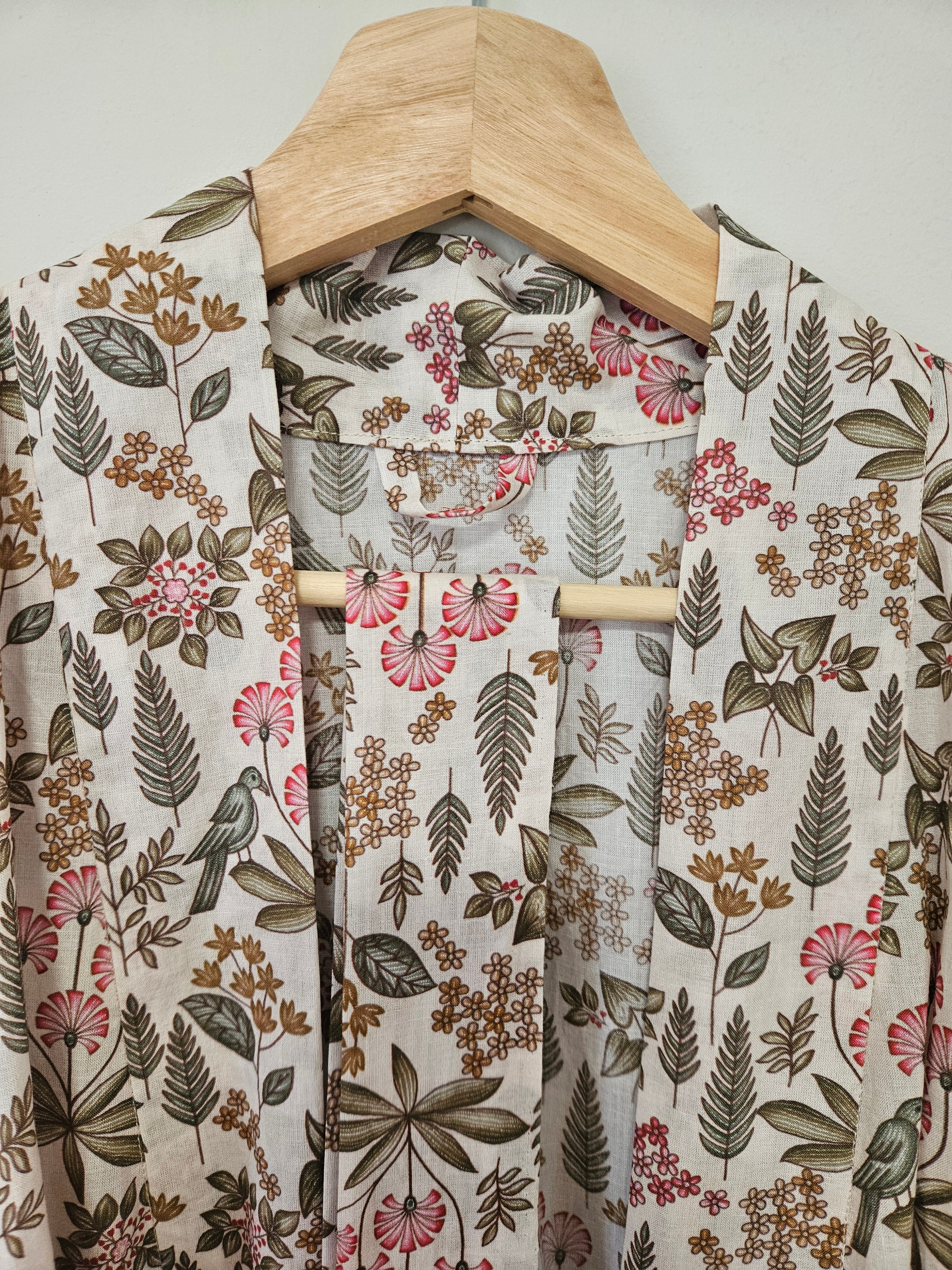 100% Cotton lightweight Dressing Gown in Spring Flower
