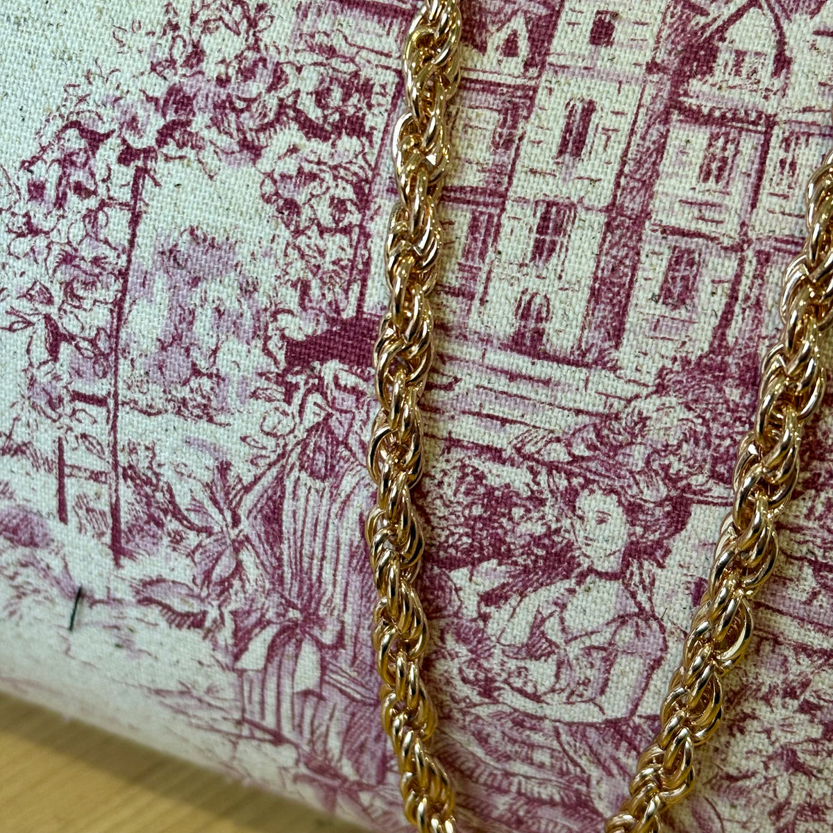 Kiss Lock Handbag - Toile de Jouy