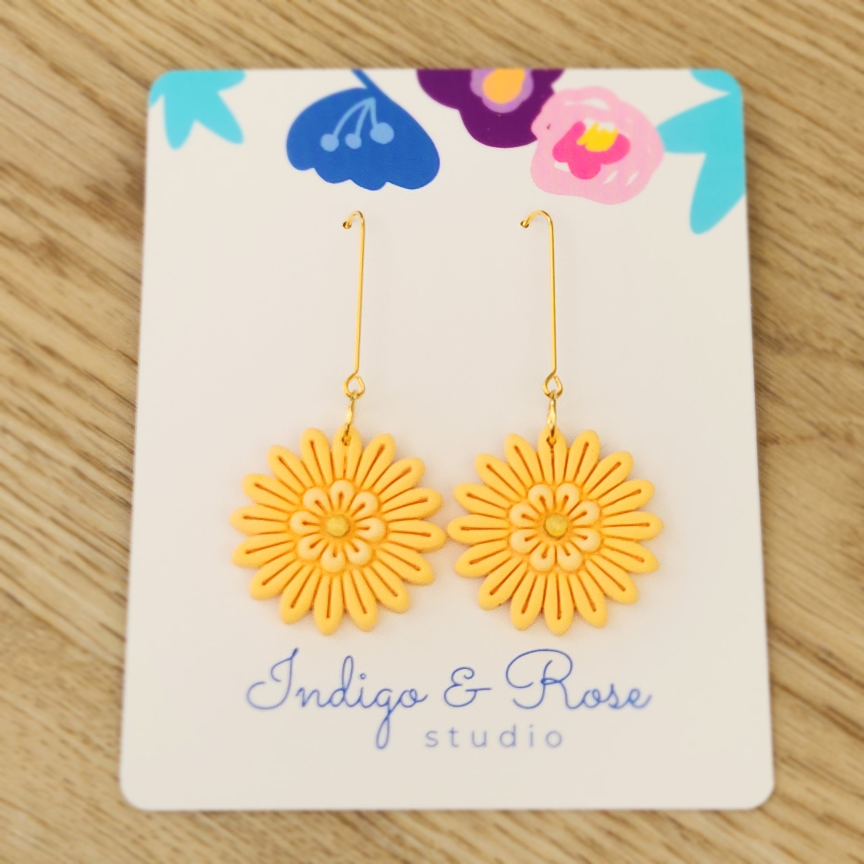 Lana Dangle (various colours)