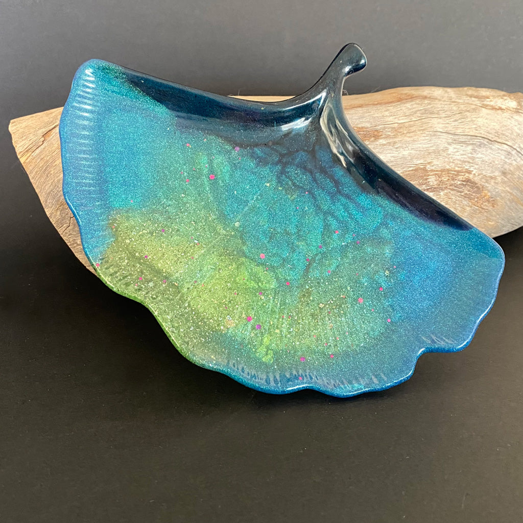Resin Ginko Dish