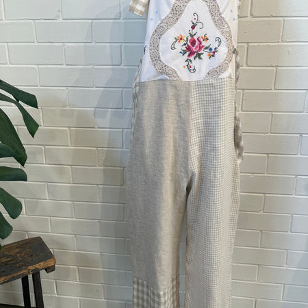 gorgeous beige, check and cross stitch patch overalls - medium 10-12 - violetclothing - free postage