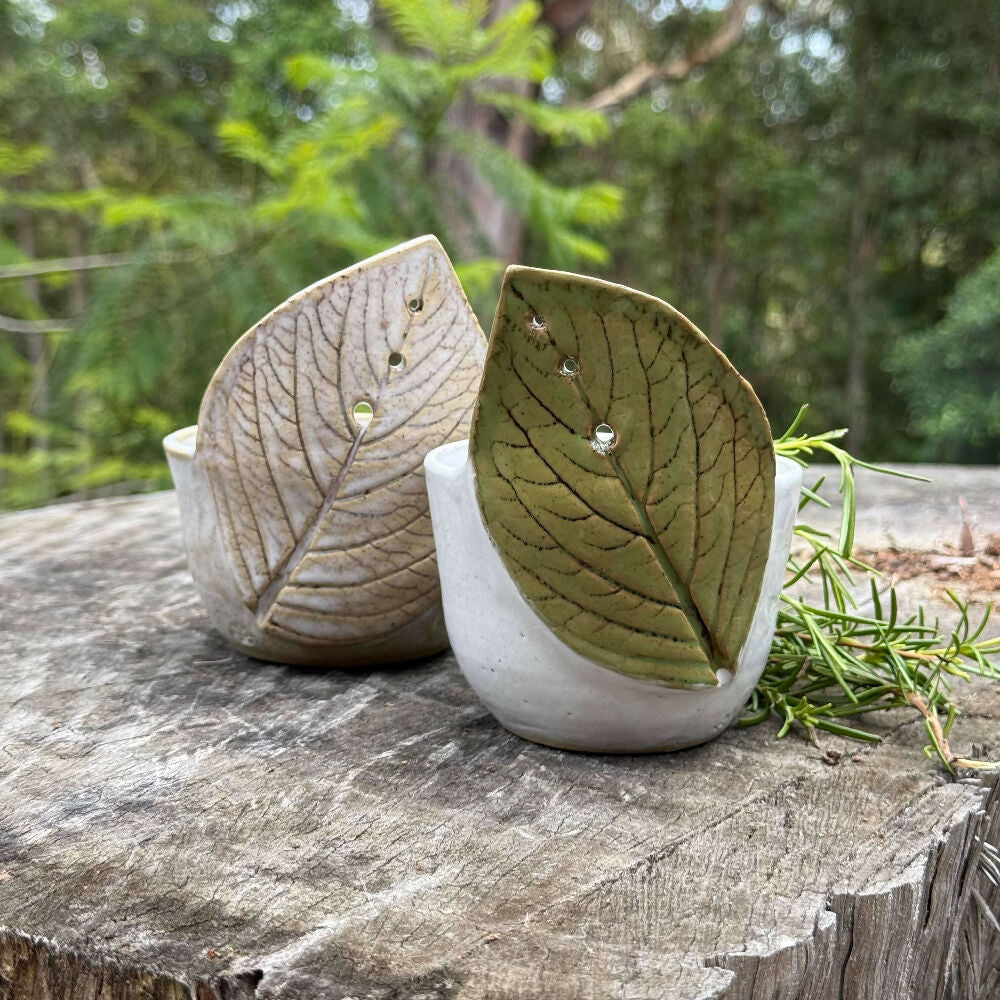 Australian-Ceramic-Pottery-Artist-Ana-Ceramica-Home-Decor-Kitchen-and-Dining-Utensils-and-Cutlery-Herbie-Ceramic-Herb-Speckled-Clay-Stripper-Wheel-Thrown-Australian-Handmade