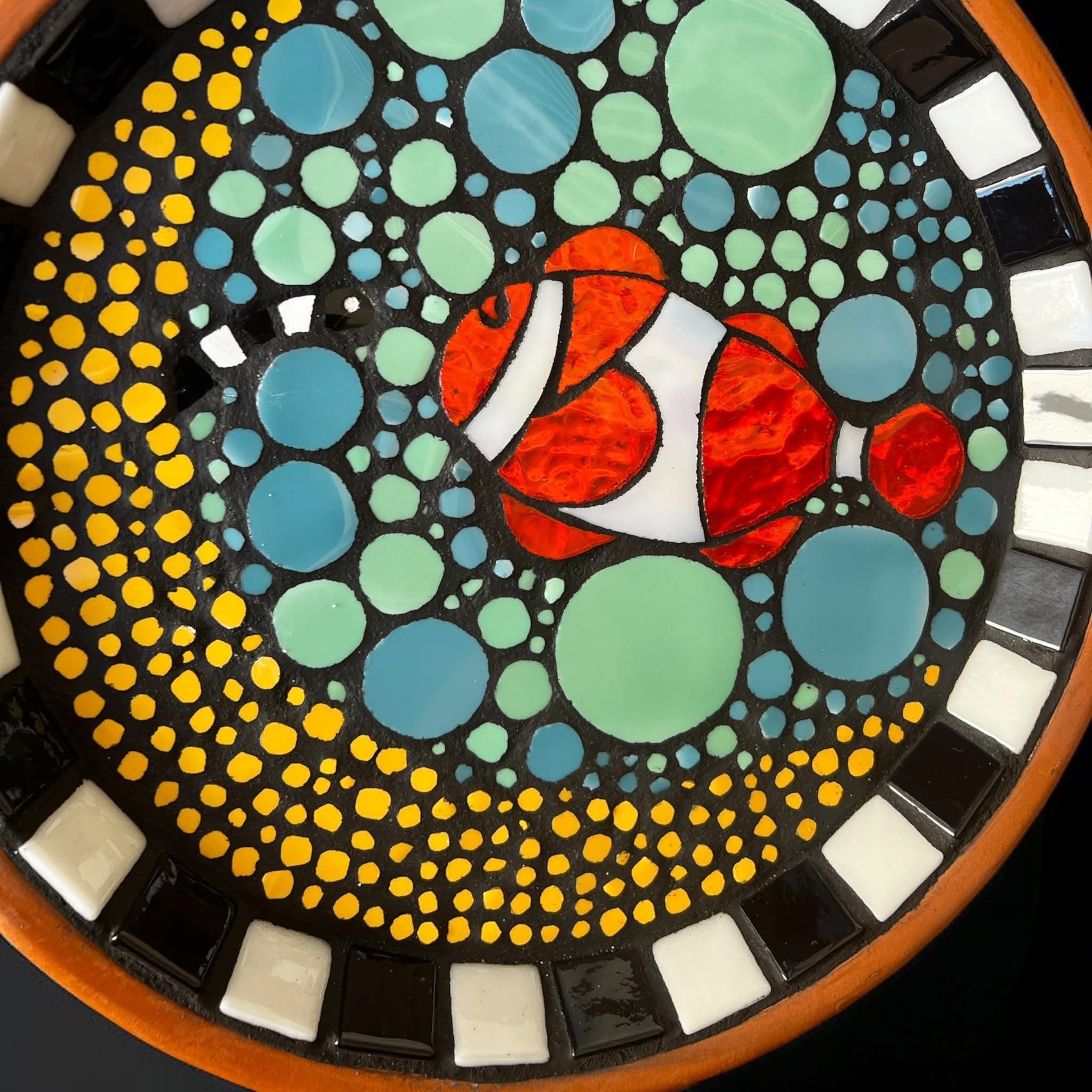 Mosaic Birdbaths. Clownfish.