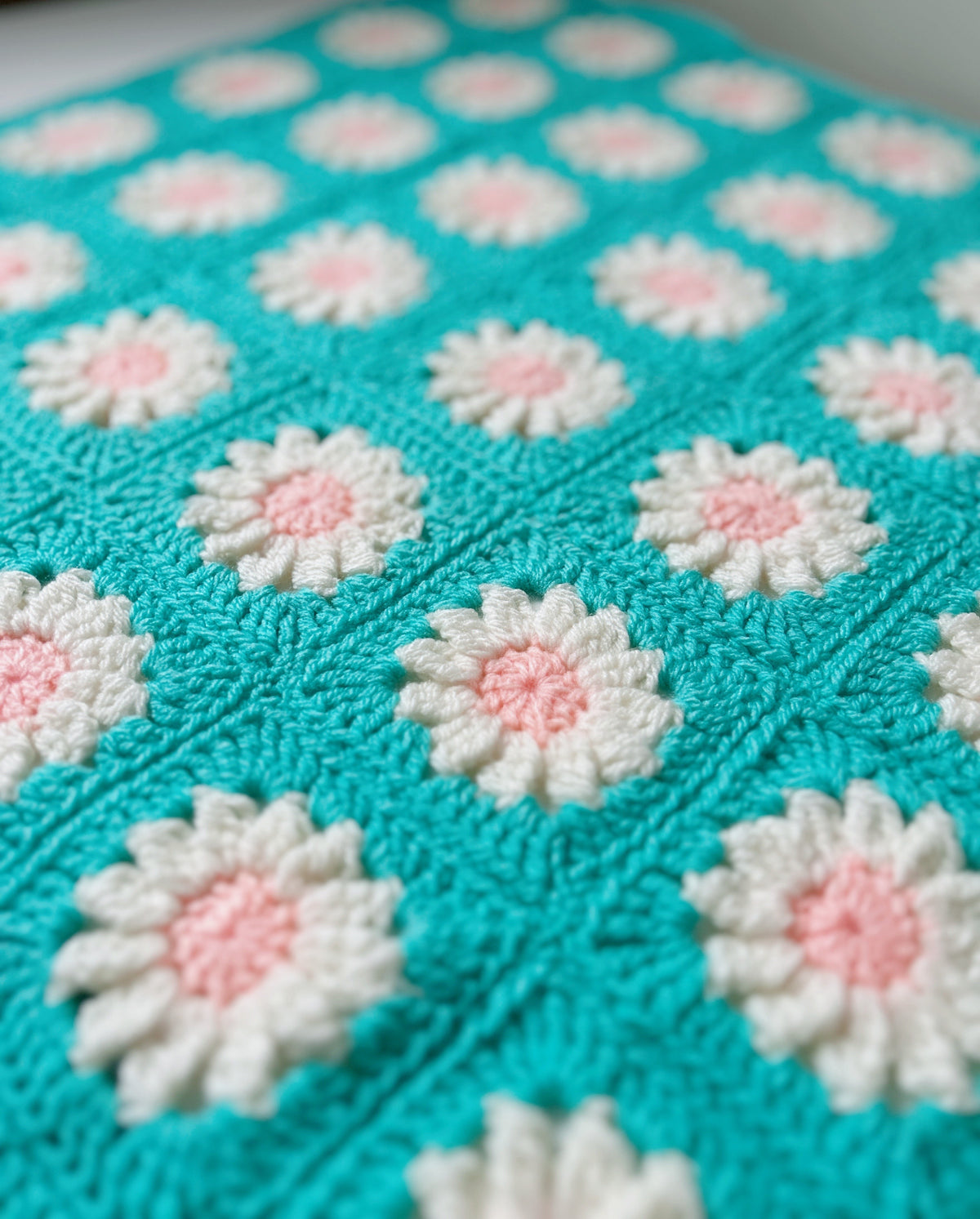 Handmade Crochet Daisy Baby Blanket – Turquoise, Pink & White Floral Granny Square Blanket