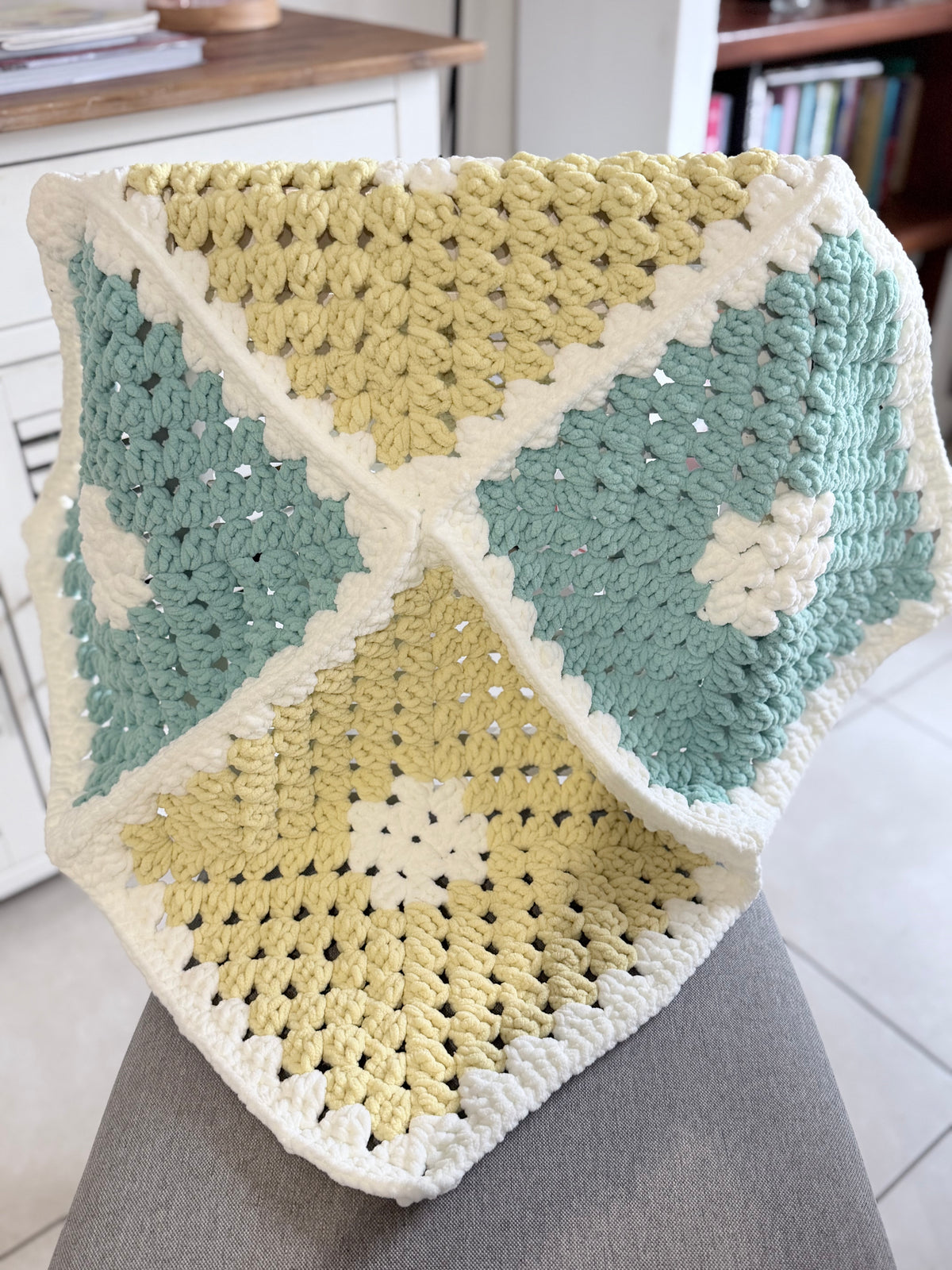 #123 -Lap Size Blanket/Throw Rug