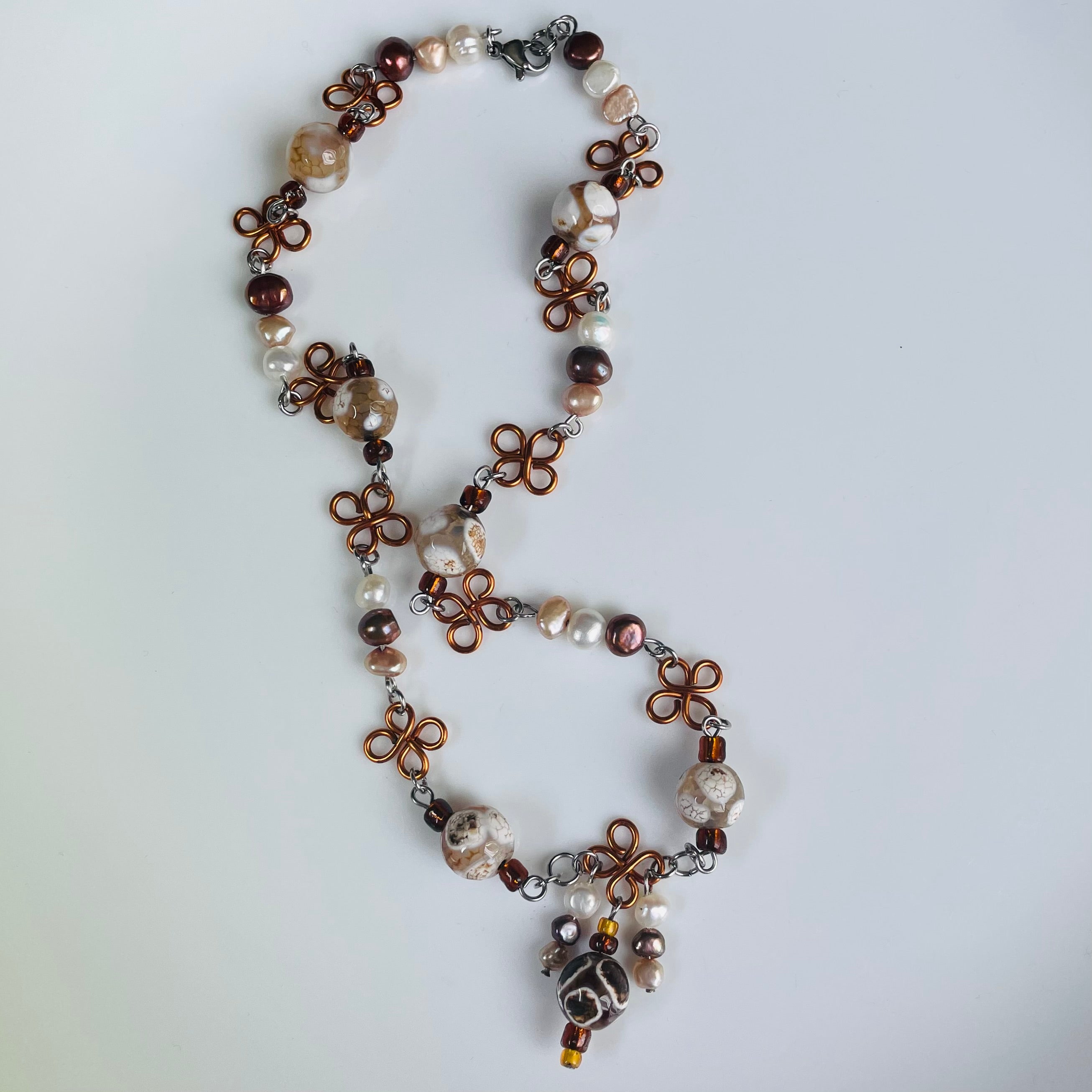 Freshwater Pearls and Spotted Marble Agate Daisy Wire Necklace