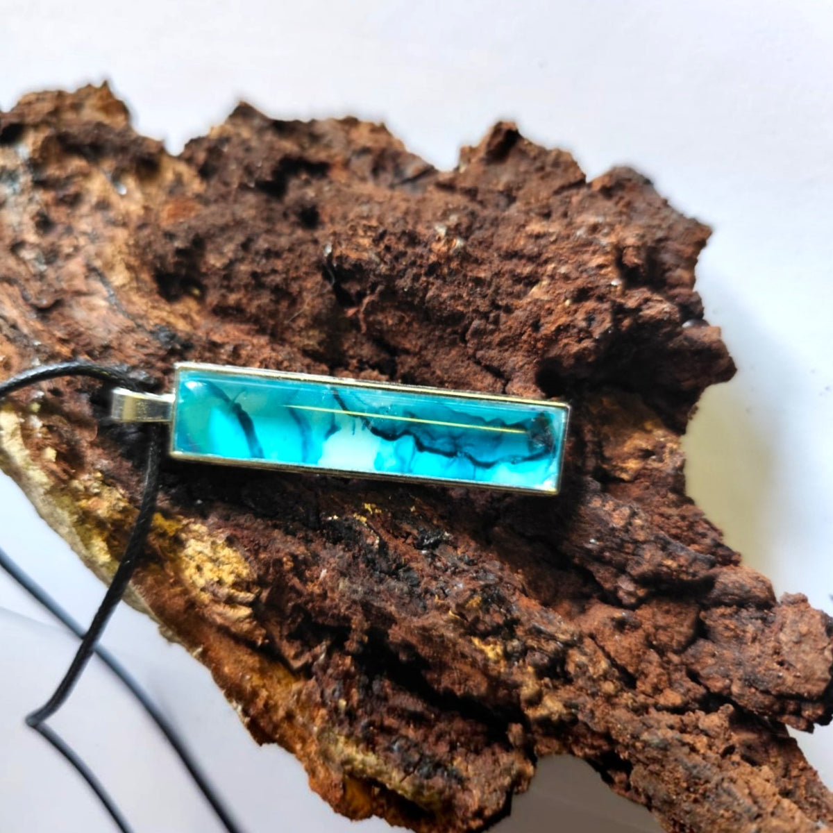 Teal Alcohol Ink Pendant Necklace – Wearable Art