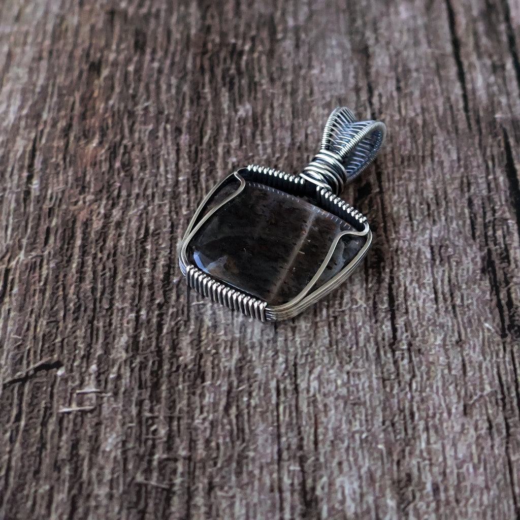 Sterling Silver Rainbow Lattice Sunstone Pendant ~ Talisman of Abundant Blessings