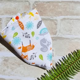 Bandana Bibs, 3 patterns,Cotton & absorbent inner, Snap Closure - BB016