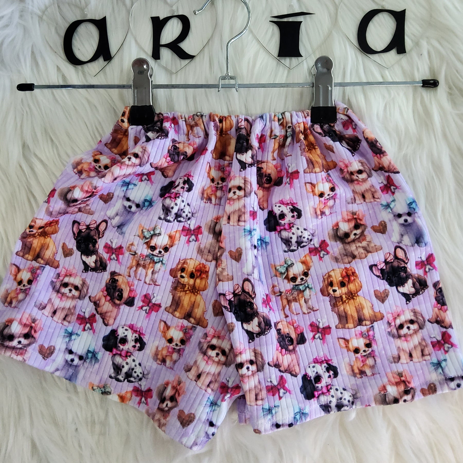 'Puppy Love' Simple Shorts Size 2