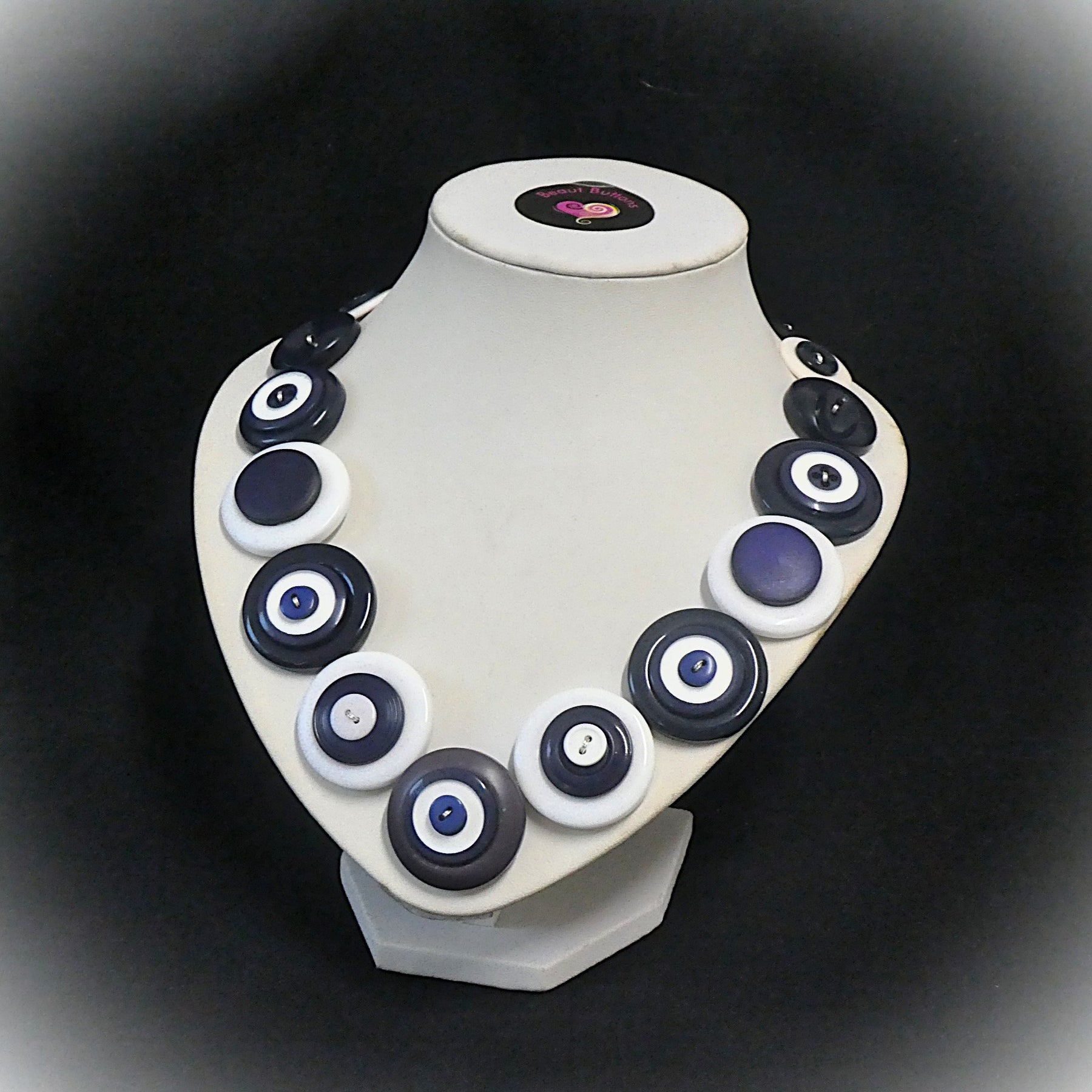 Button necklace - In the Navy