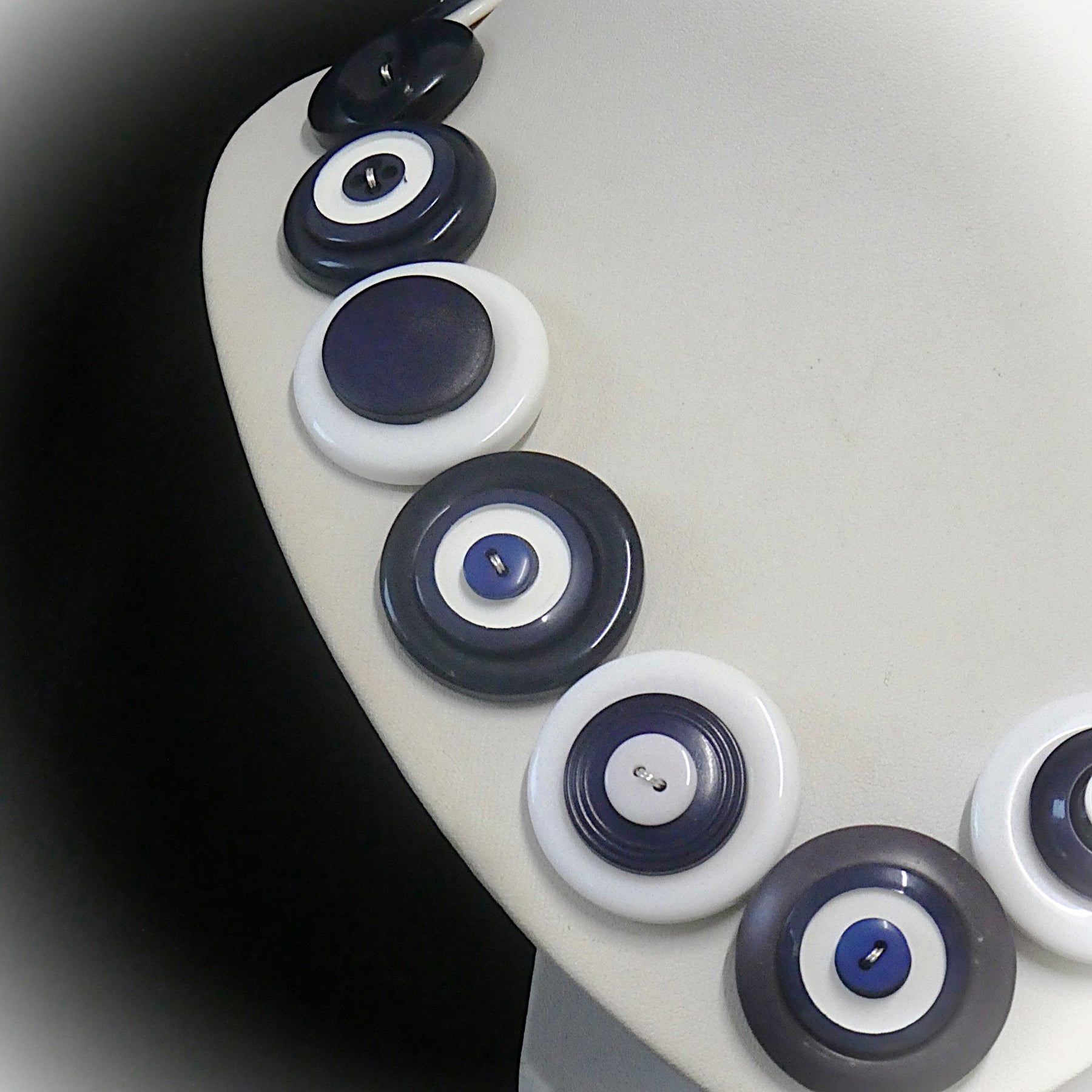 Button necklace - In the Navy